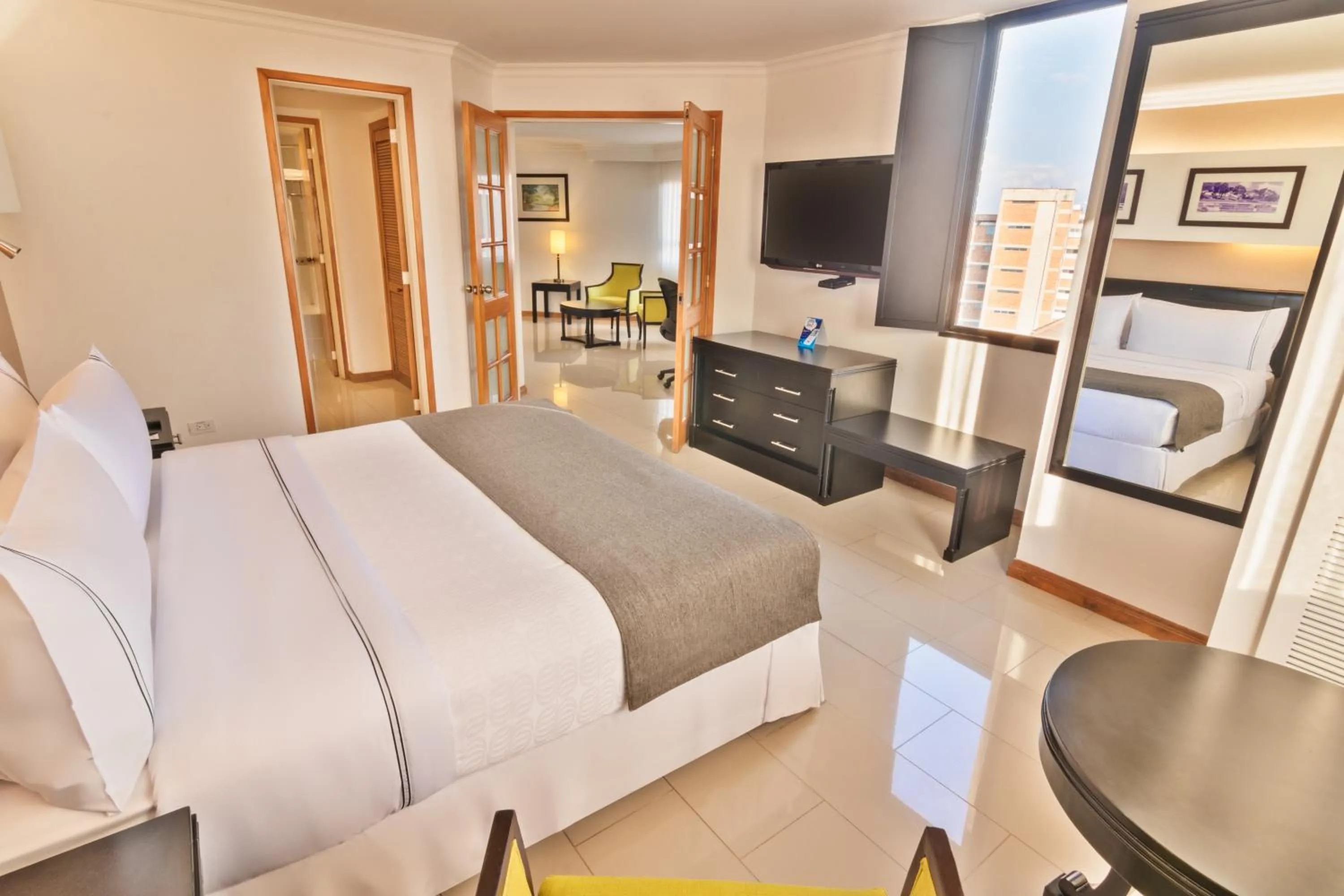 Suite Room - single occupancy in Sonesta Hotel Cali