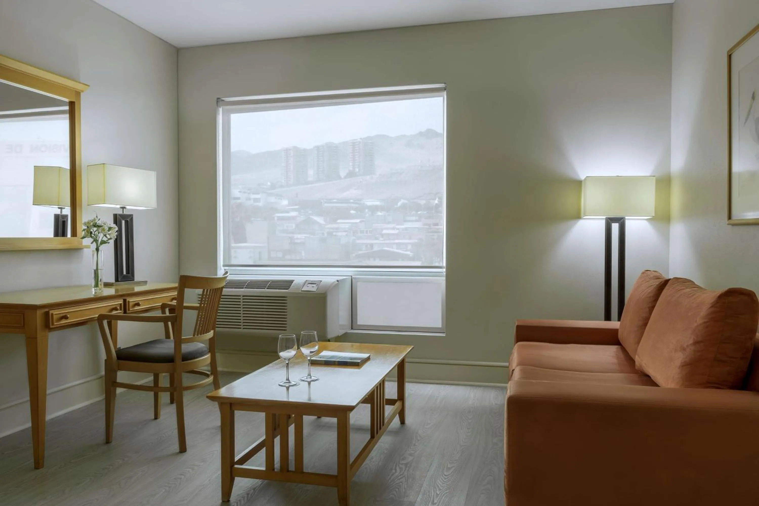 Standard Double or Twin Room with View in NH Antofagasta