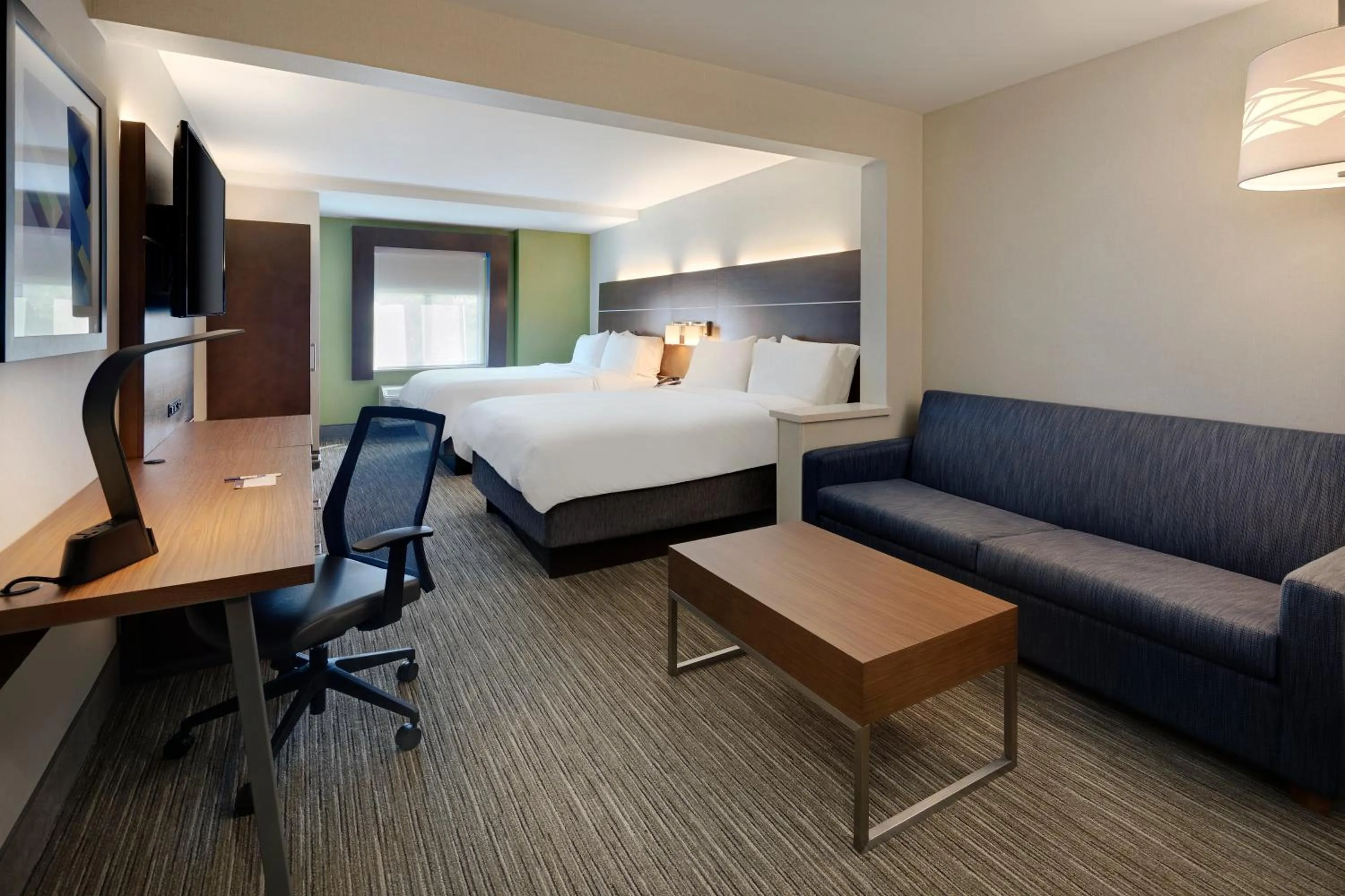 Suite with Two Queen Beds in Holiday Inn Express & Suites Tilton by IHG