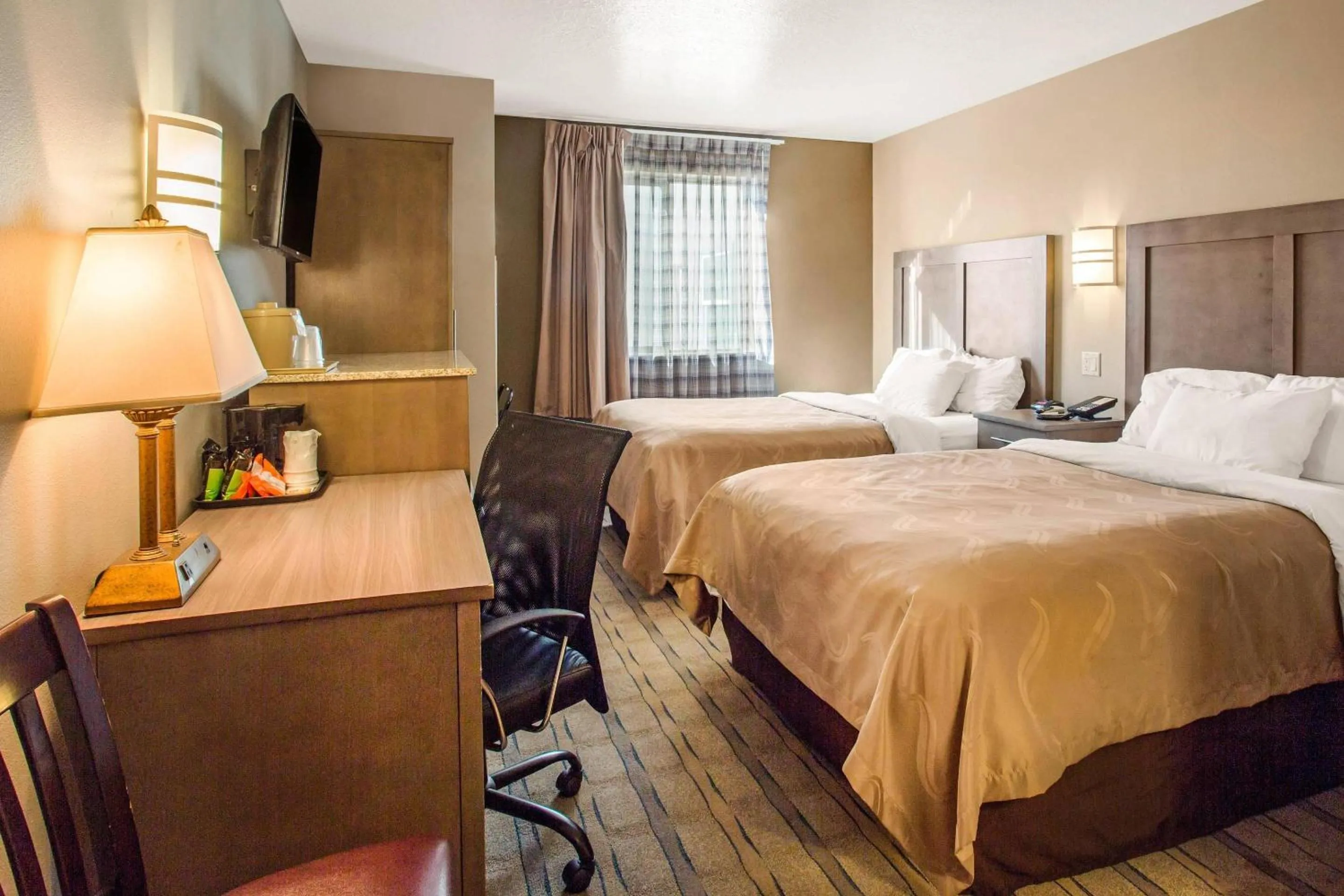 Double Room with Two Double Beds - Non-Smoking in Quality Inn