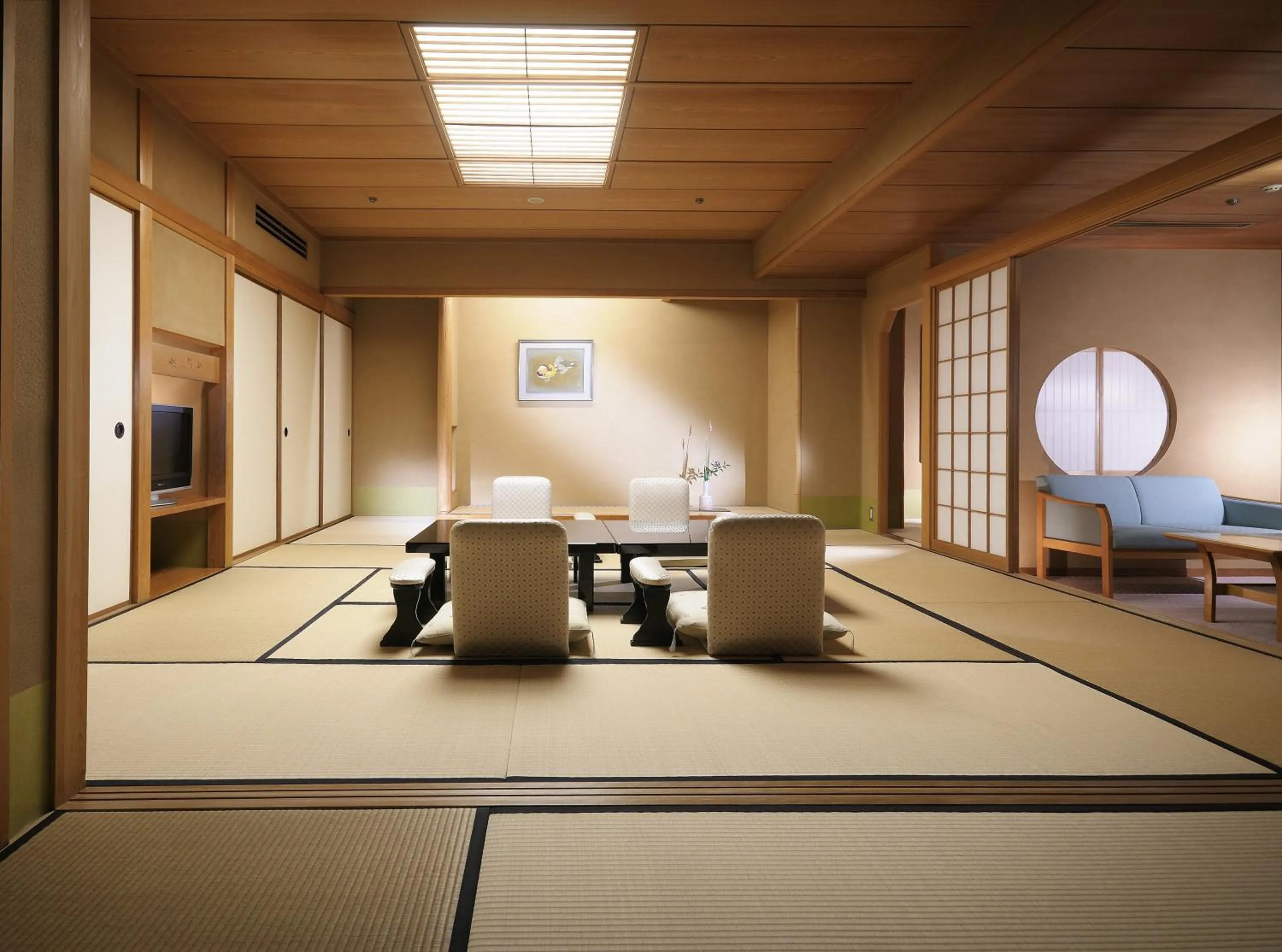Japanese-Style Suite in Suimeikan