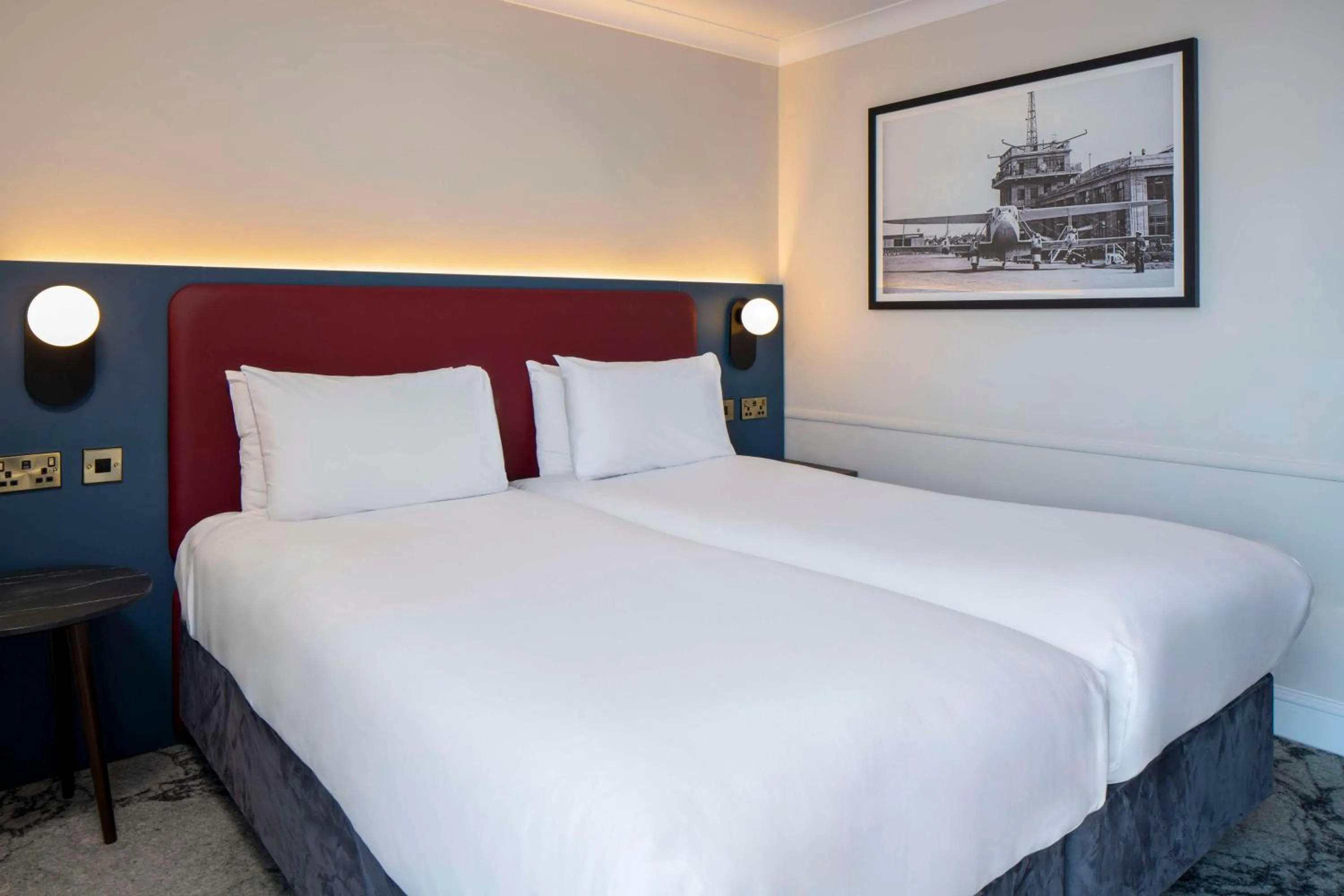 Standard Twin Room in London Croydon Aerodrome Hotel, BW Signature Collection