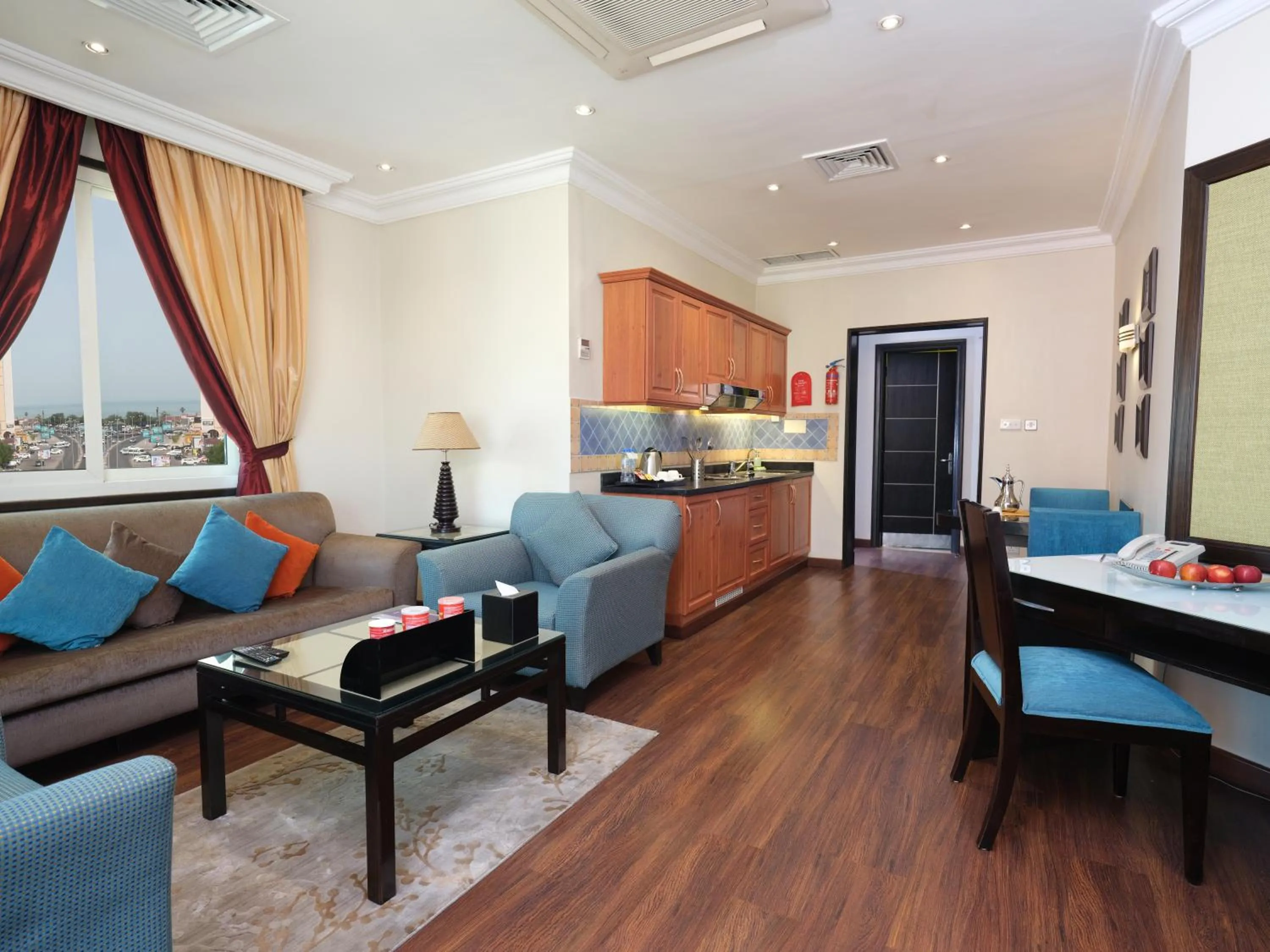 One-Bedroom Suite in Boudl Salmiya, Kuwait - بودل السالمية الكويت