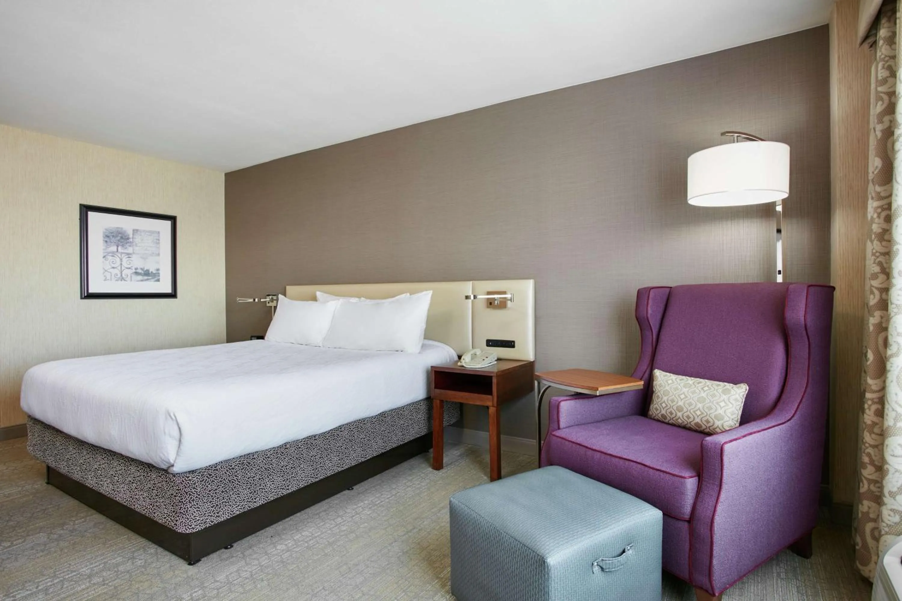 King Room in Hilton Garden Inn San Francisco Airport North