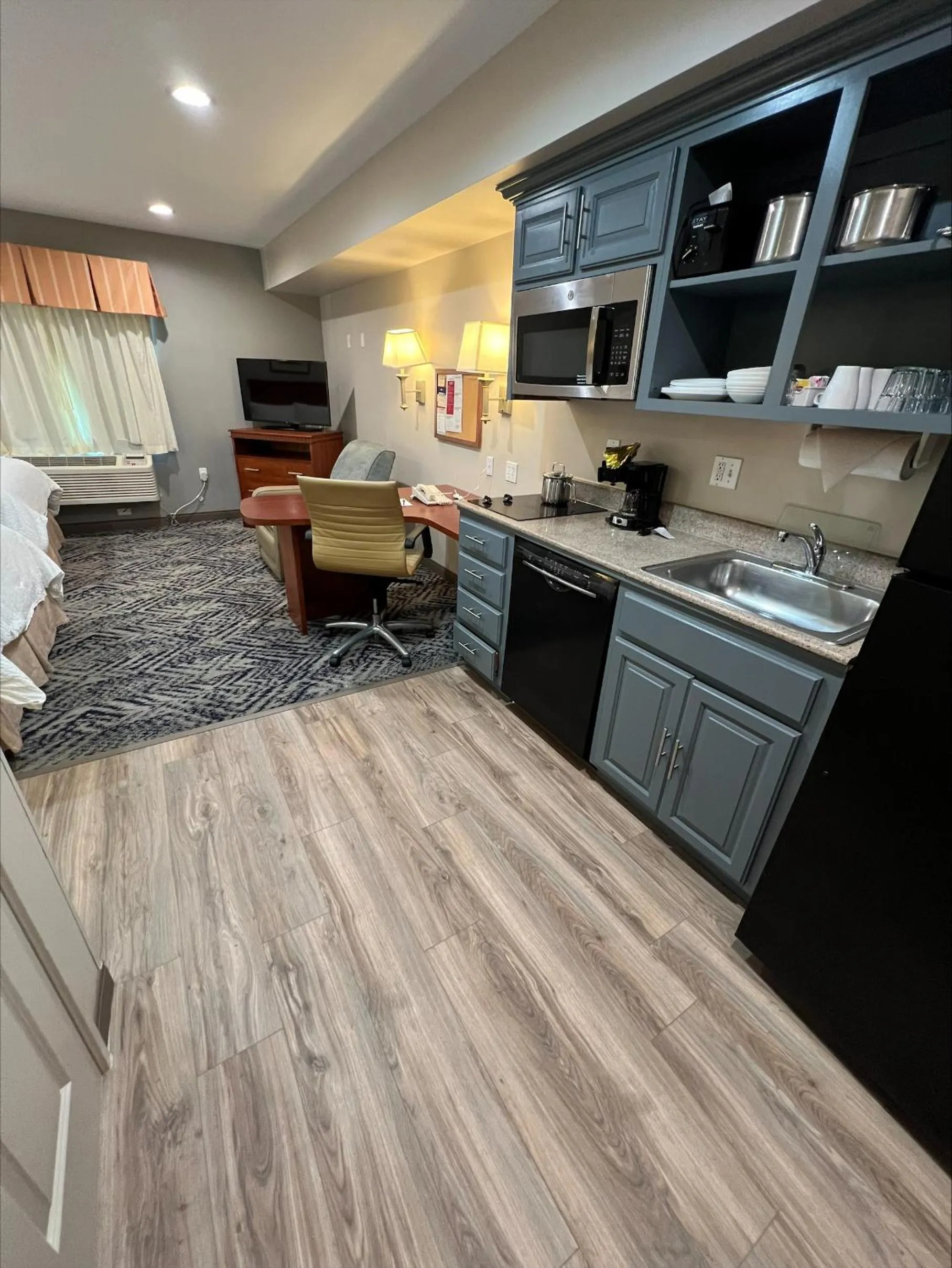 Studio Suite with Two Double Beds in Candlewood Suites LAX Hawthorne by IHG