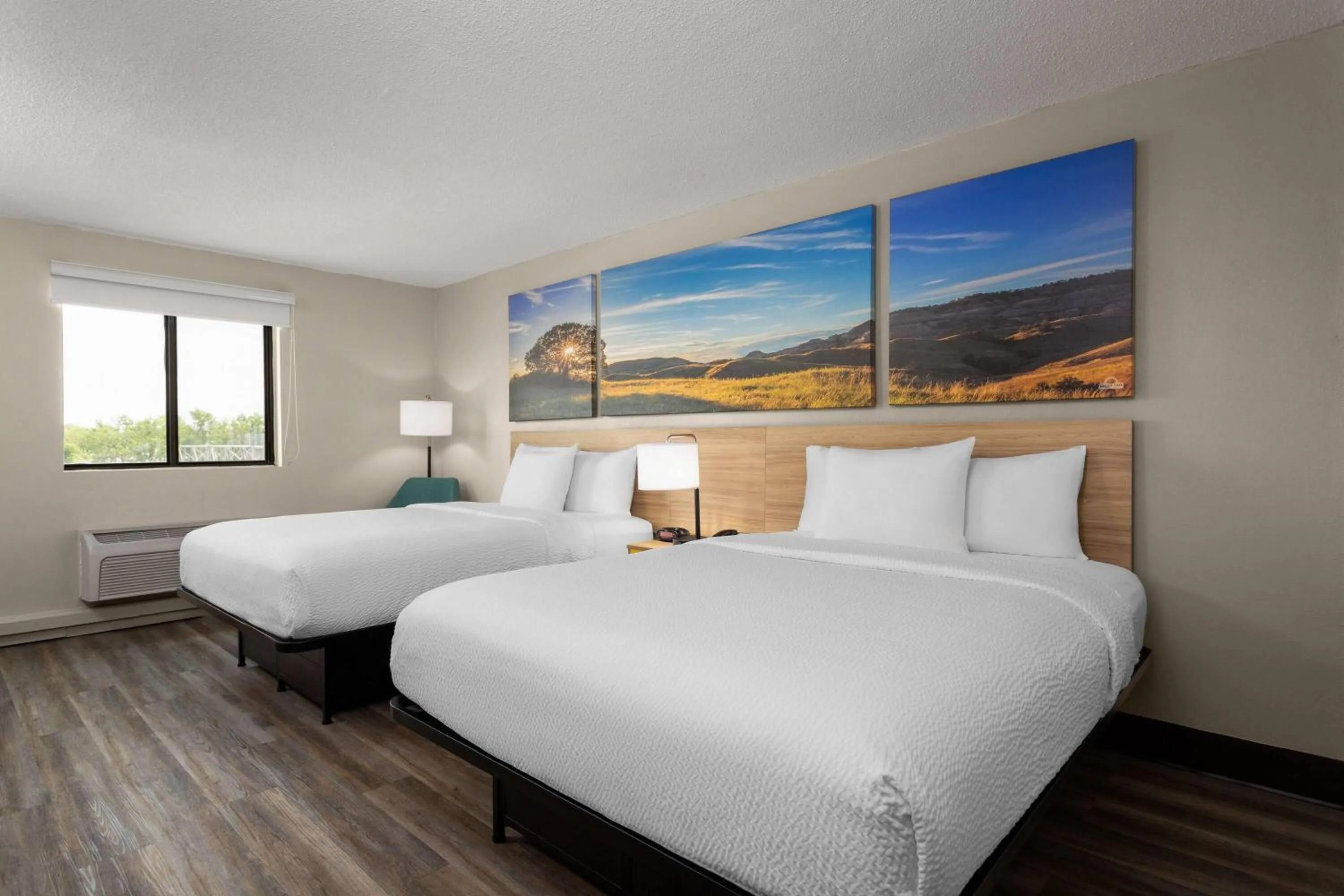 Queen Room with Two Queen Beds - Non-Smoking in Days Inn and Suites by Wyndham Hammond, IN