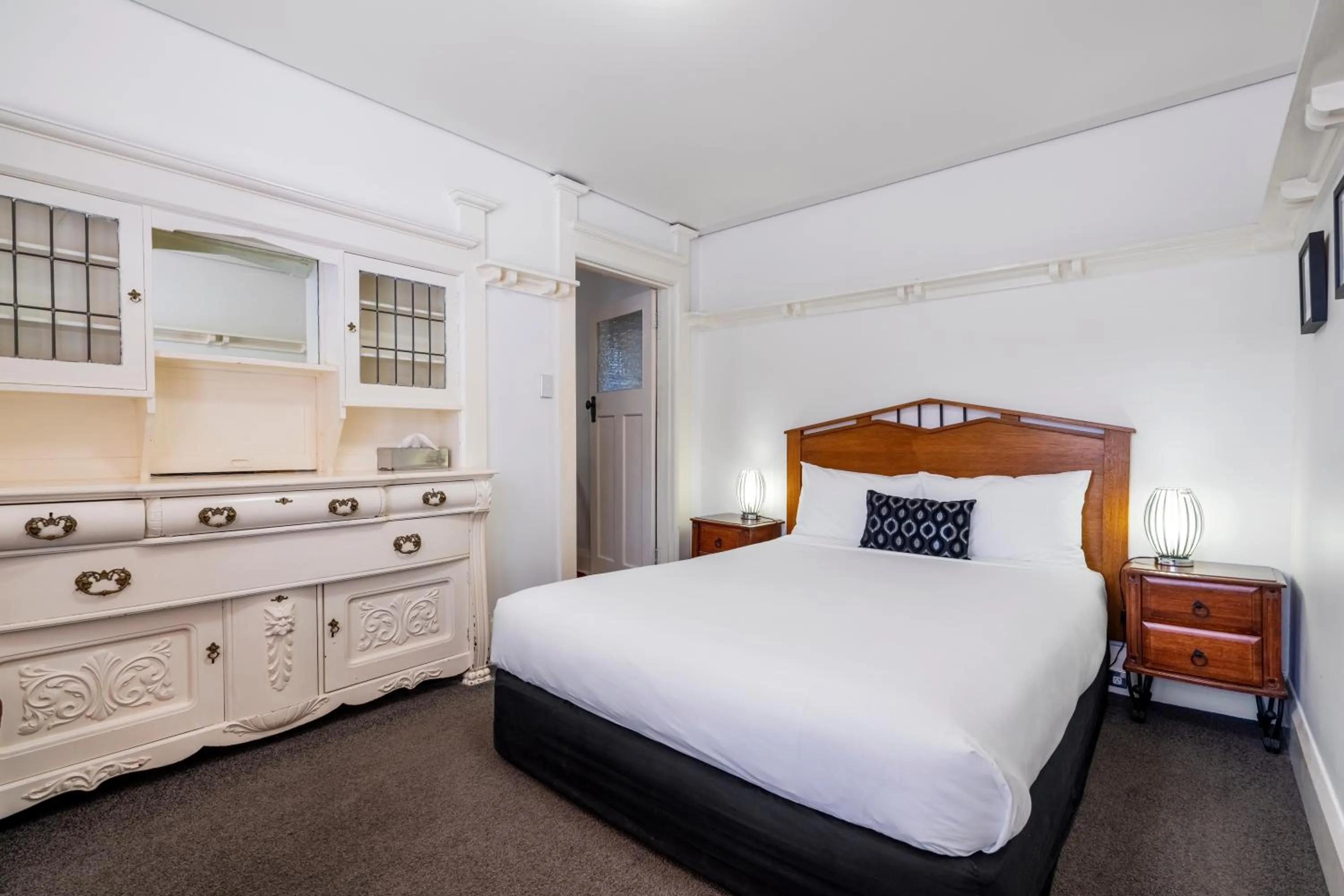 Studio Apartment in Graham Apartments