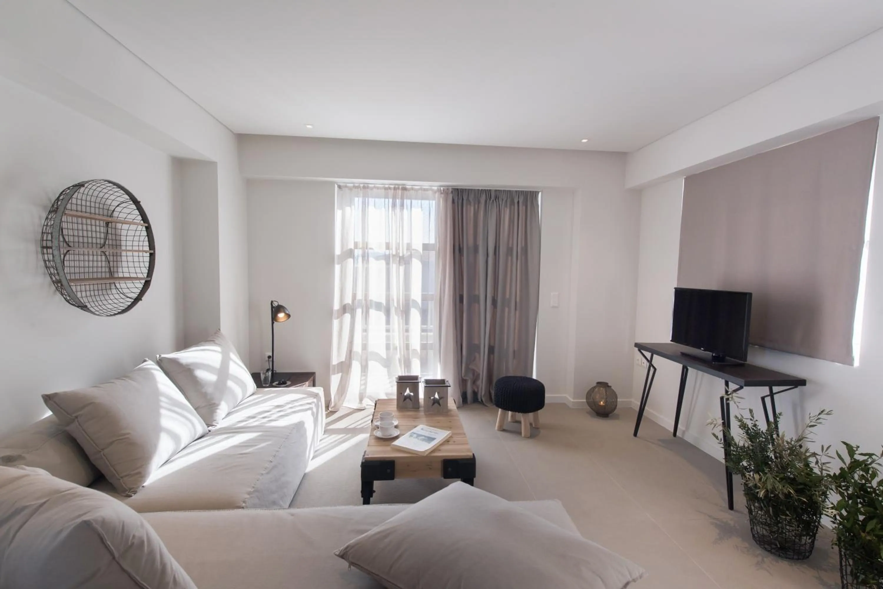 Penthouse Suite with Sea View in Crystal Waters