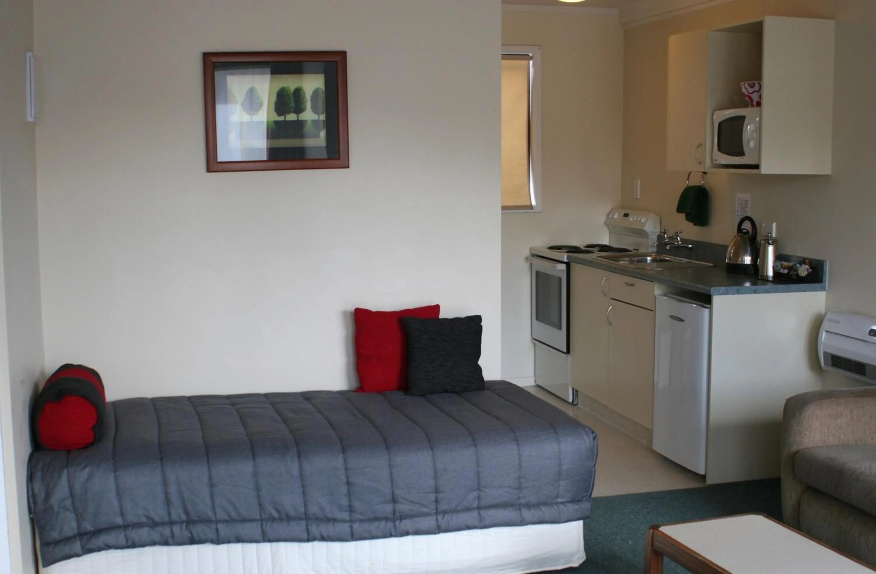 Executive One-Bedroom Apartment in Bavarian Motel