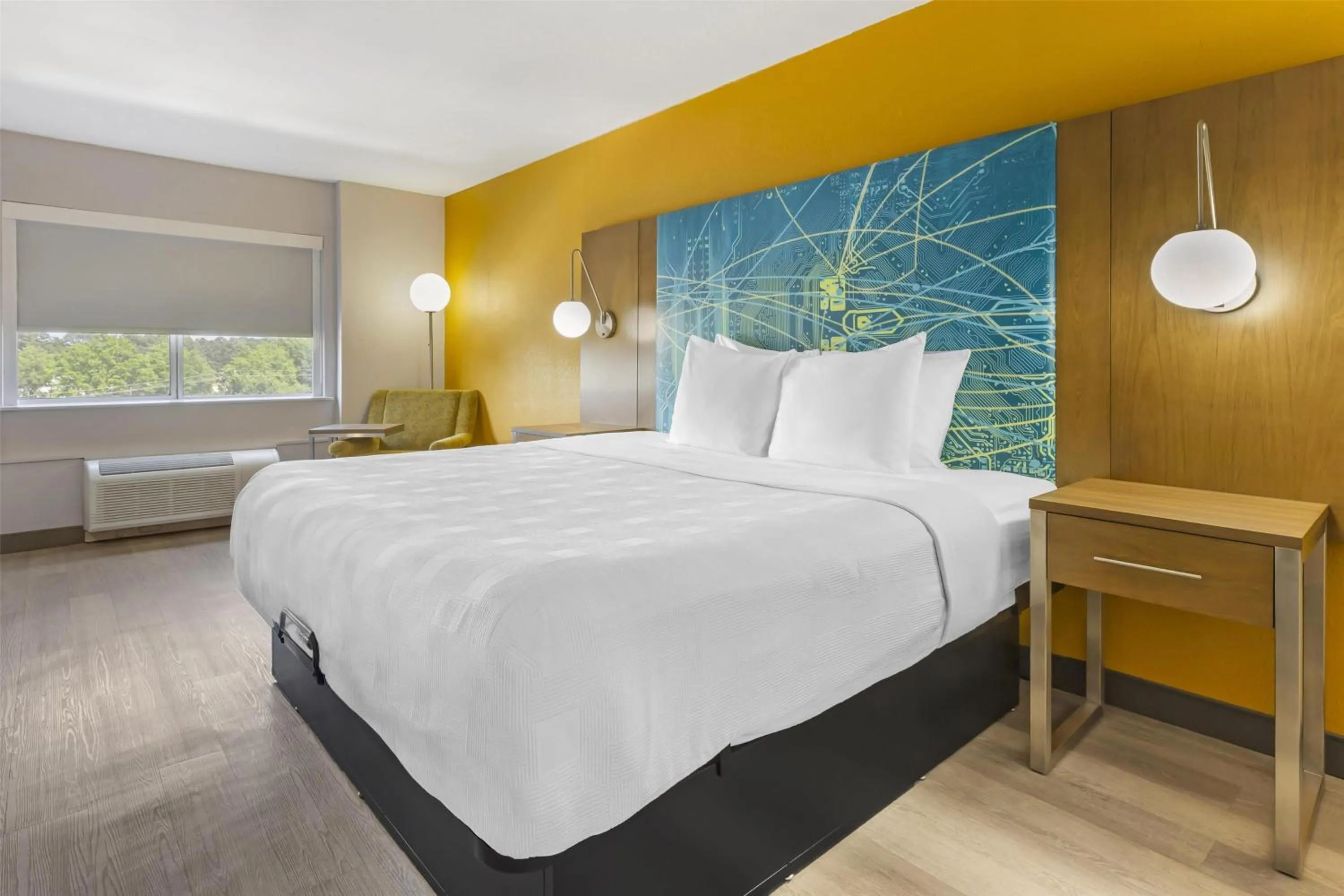 King Room with Balcony in Best Western Plus Raleigh Crabtree Valley Hotel