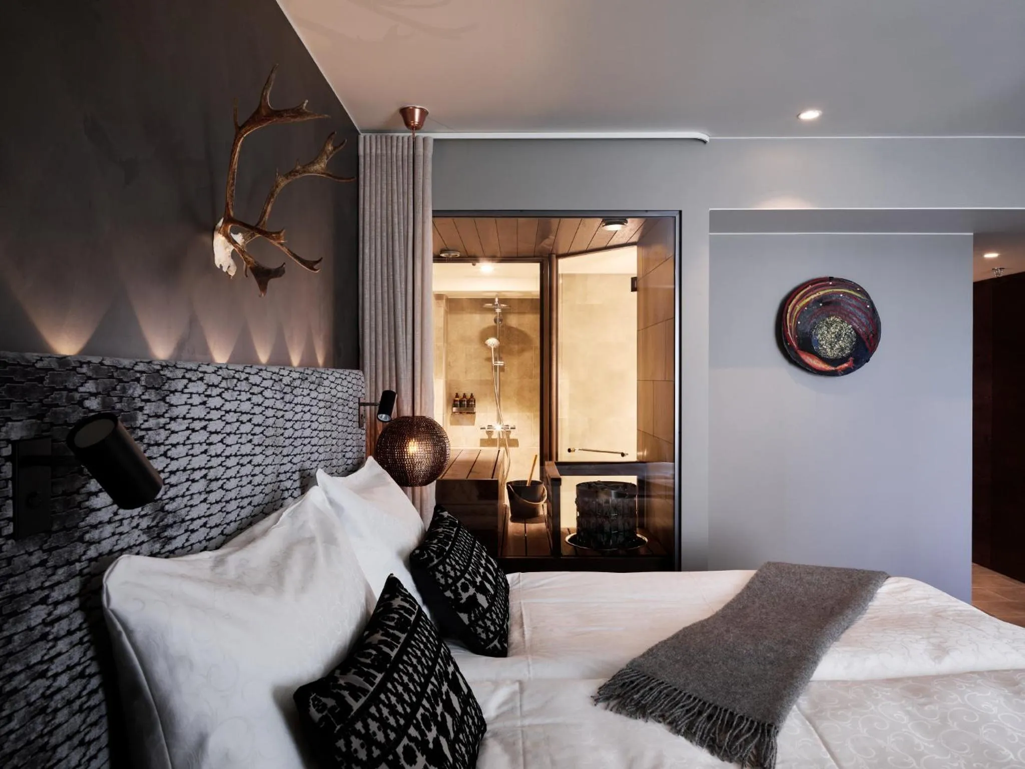 Mystique DeLuxe Double Room with Sauna in Lapland Hotels Bulevardi