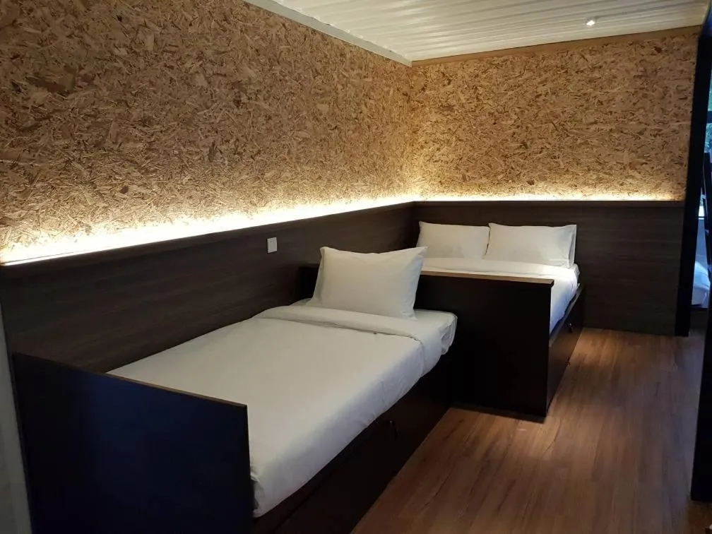 Standard Triple Room in Casa Hill Resort