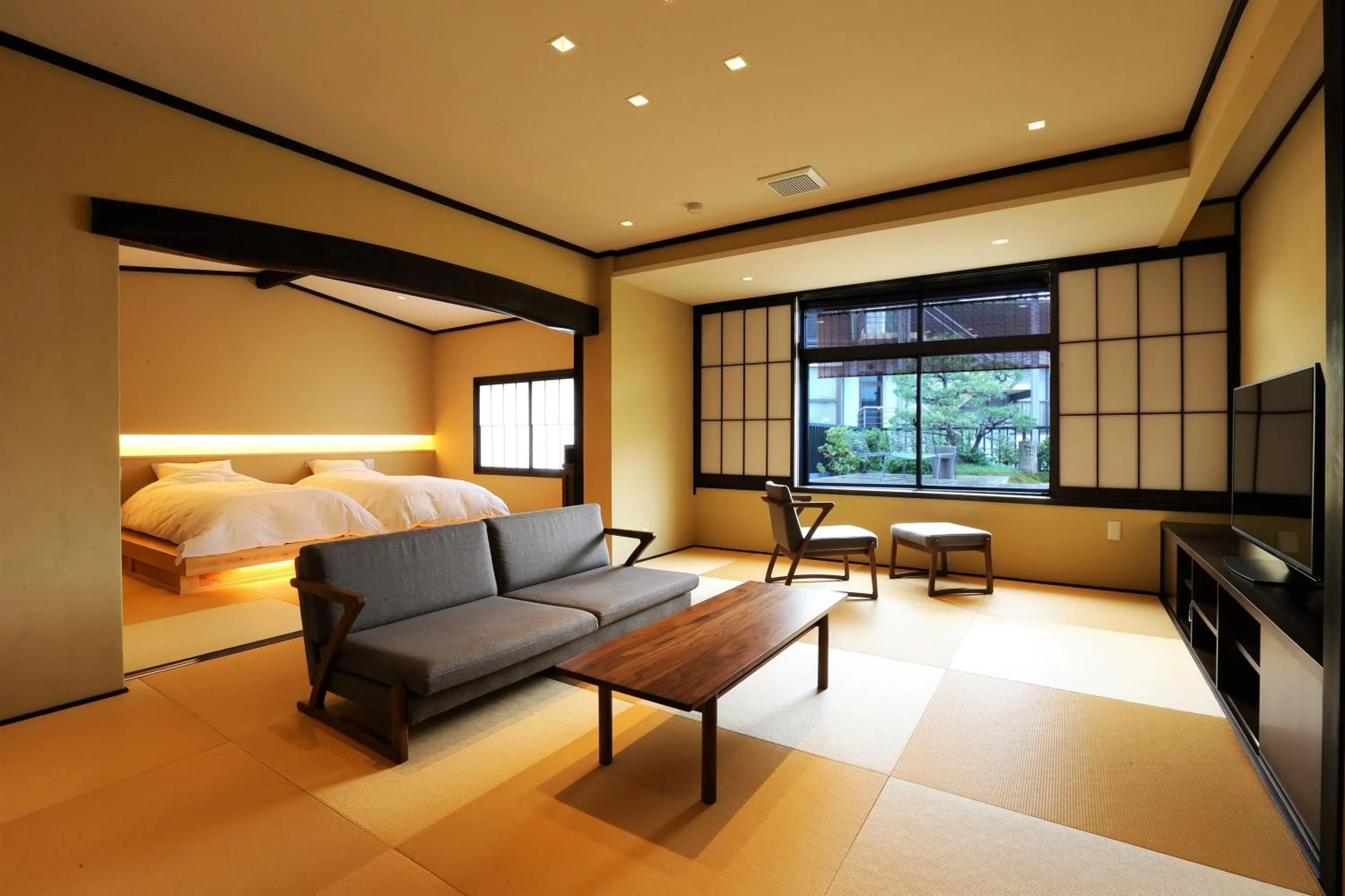 Suite with Garden View in Taikyourou