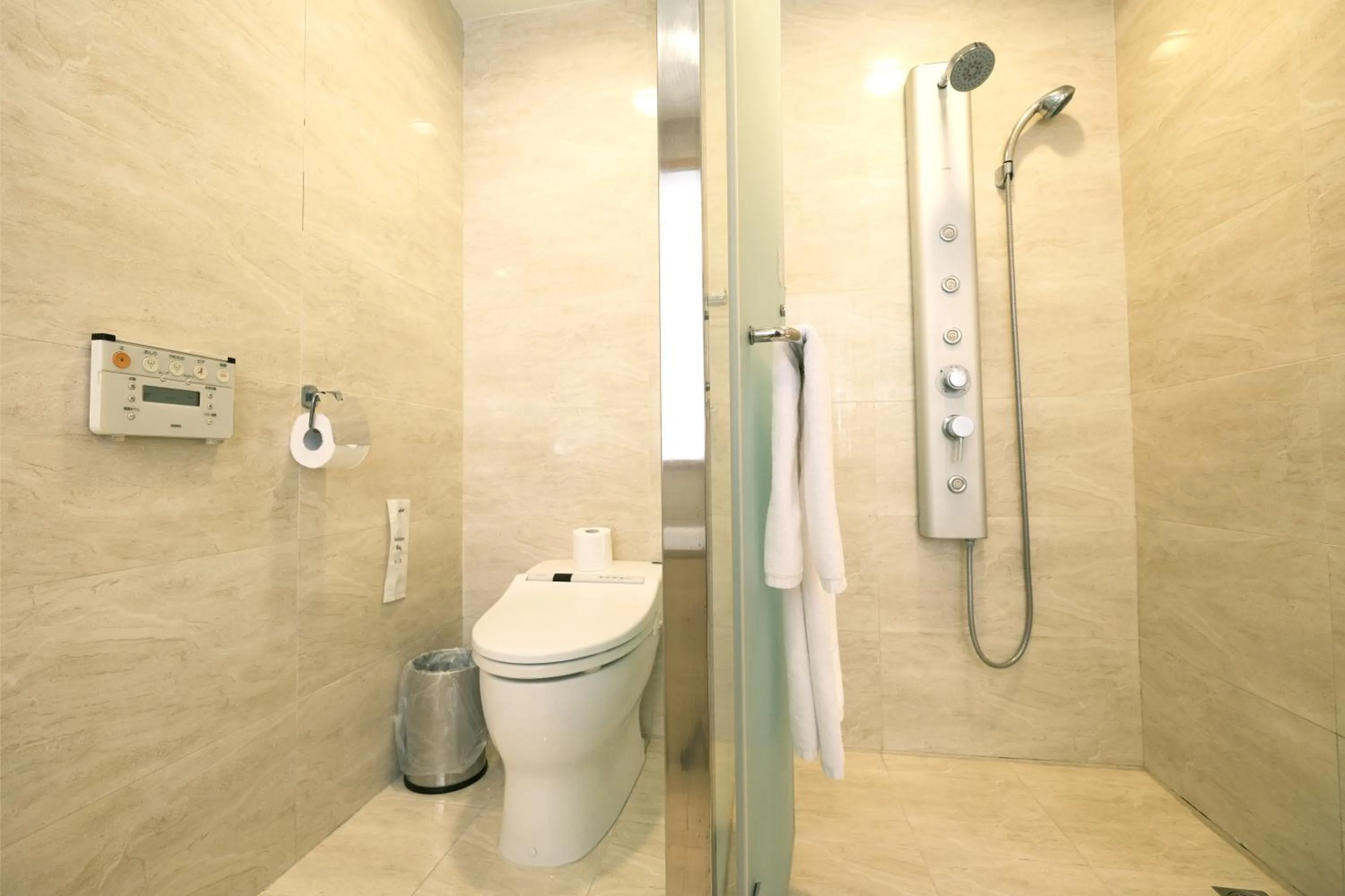 Duplex Quadruple Room in Hotel Del Lago