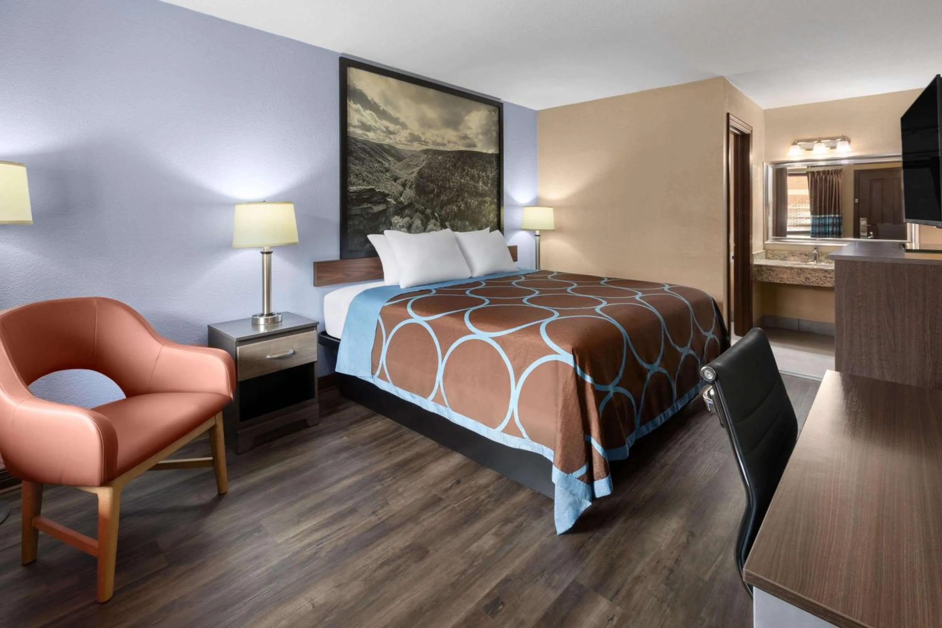 King Room - Non-Smoking in Super 8 by Wyndham Bridgeport/Clarksburg Area