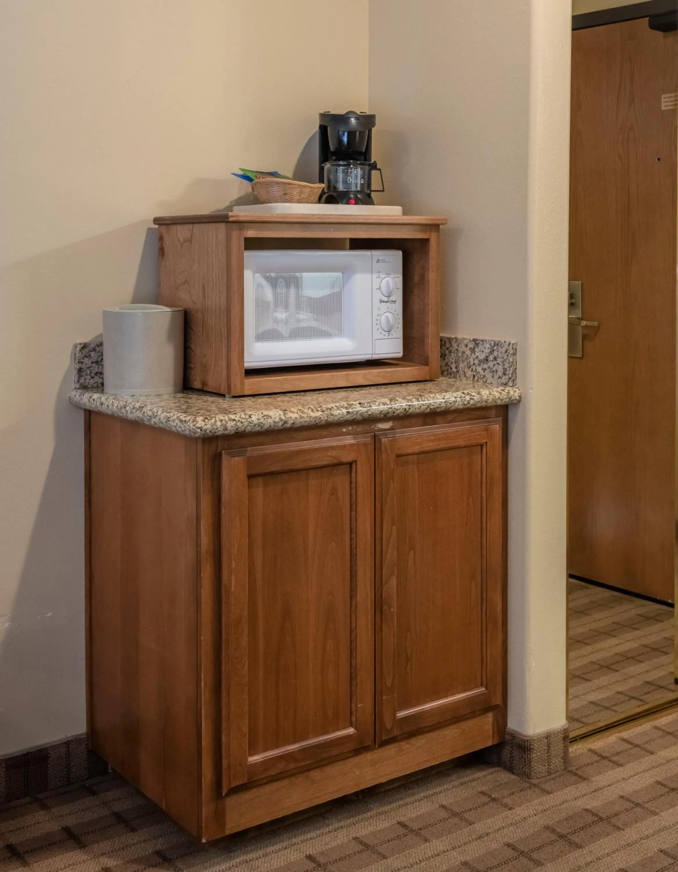 Queen Room with Two Queen Beds in Truckee Donner Lodge
