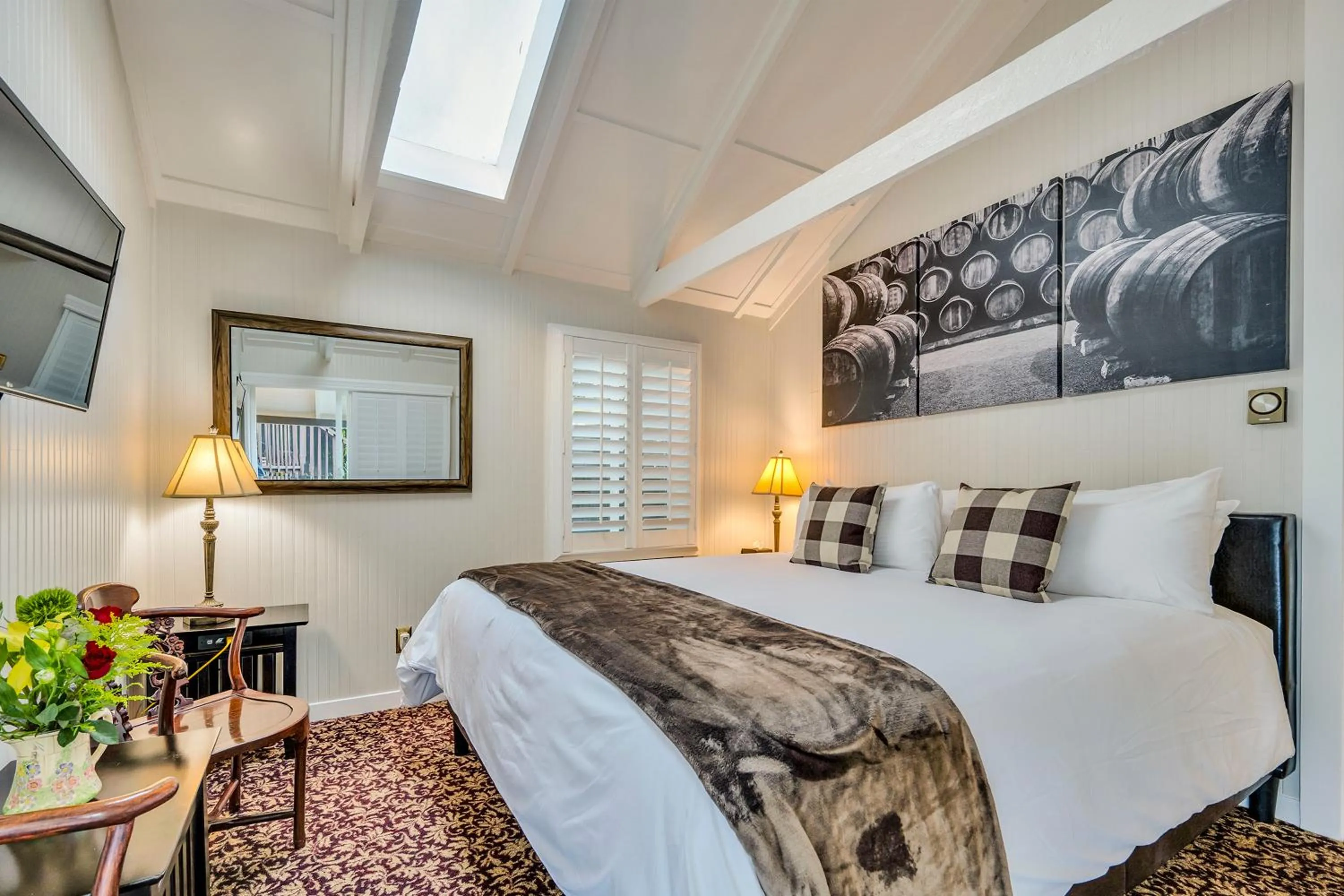 King Room in Calistoga Wine Way Inn