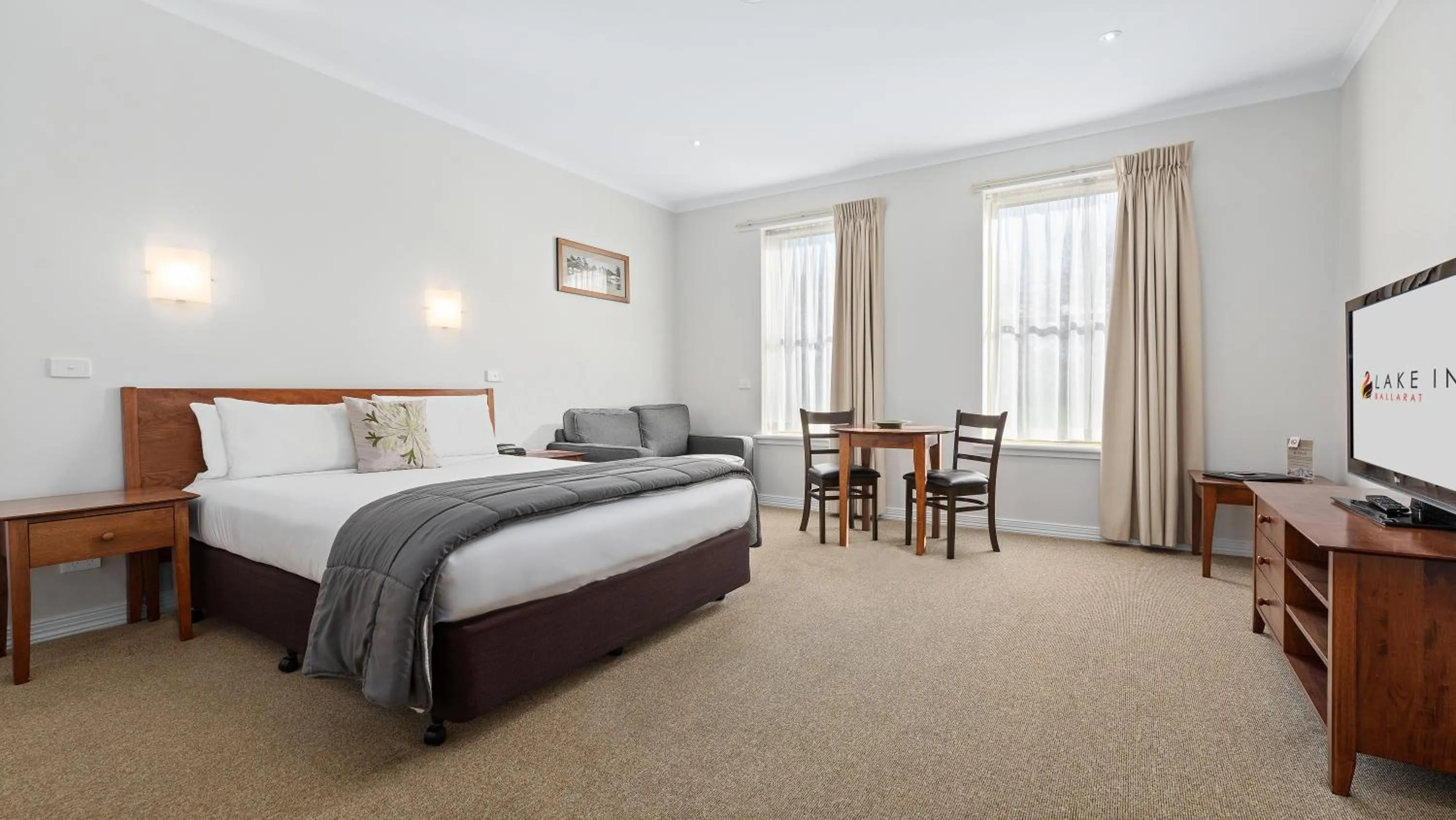 Executive Double Room in Lake Inn - Ballarat
