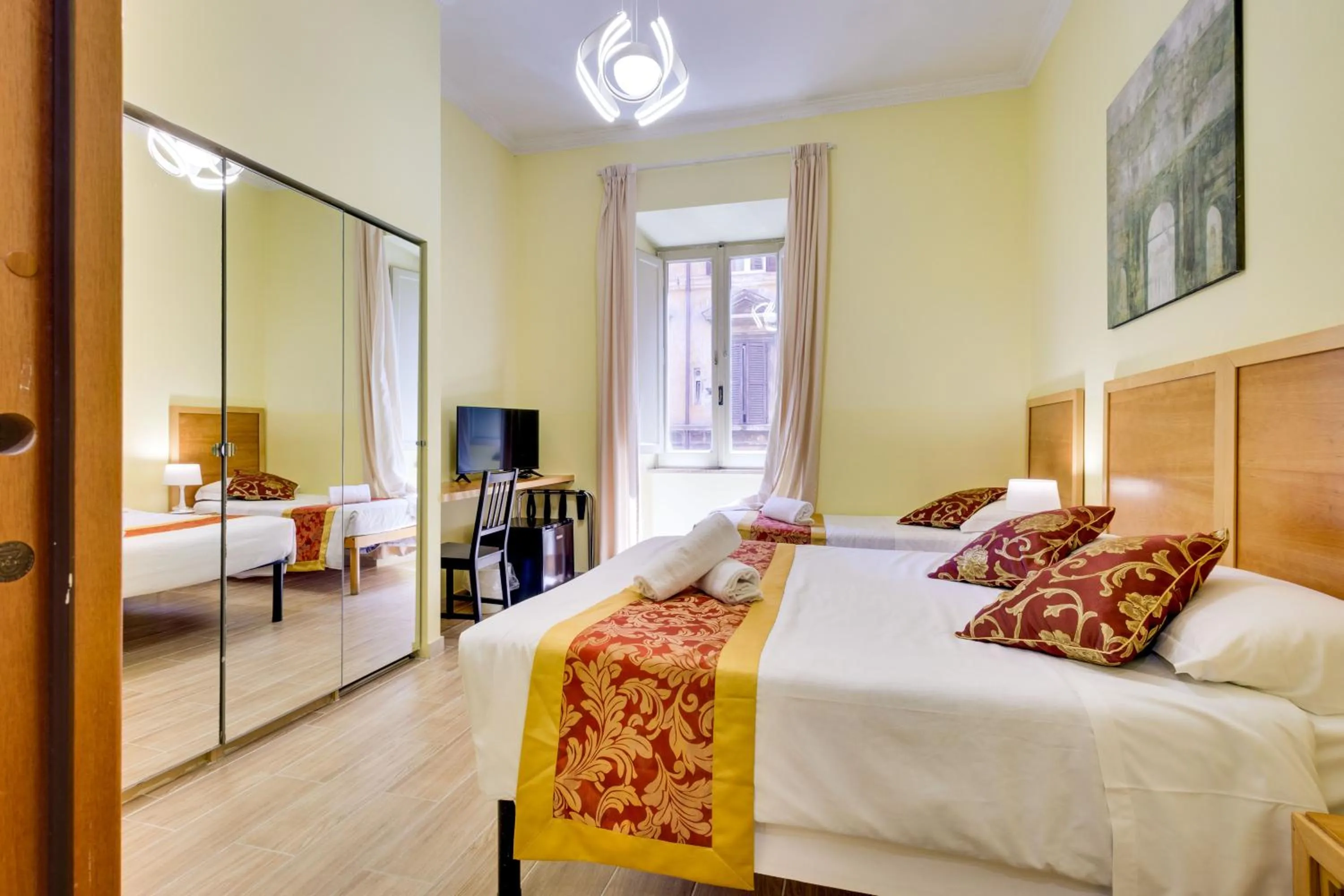 Twin Room in Hotel Terminal