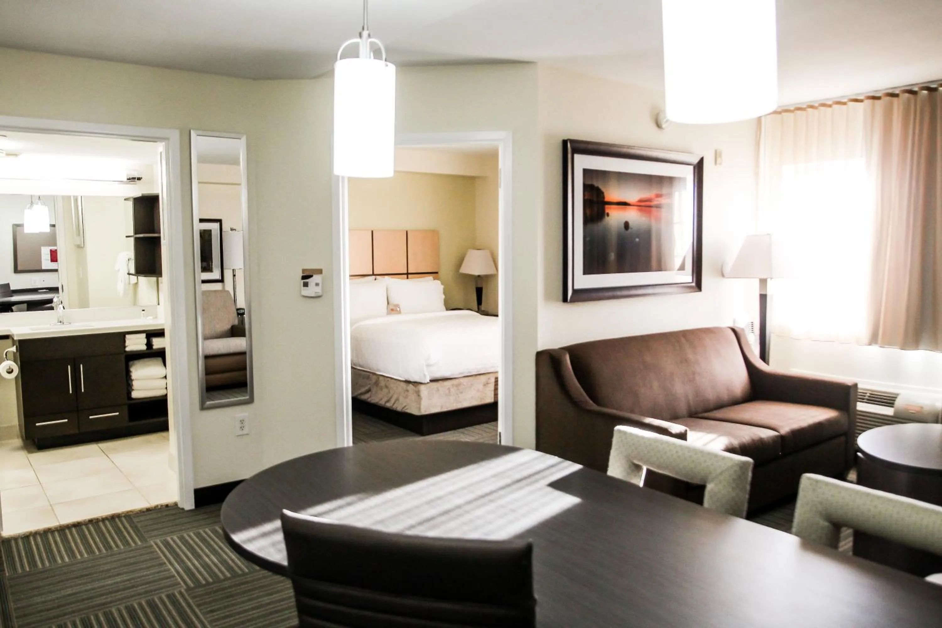 One-Bedroom Queen Suite in Candlewood Suites Richmond North-Glen Allen by IHG