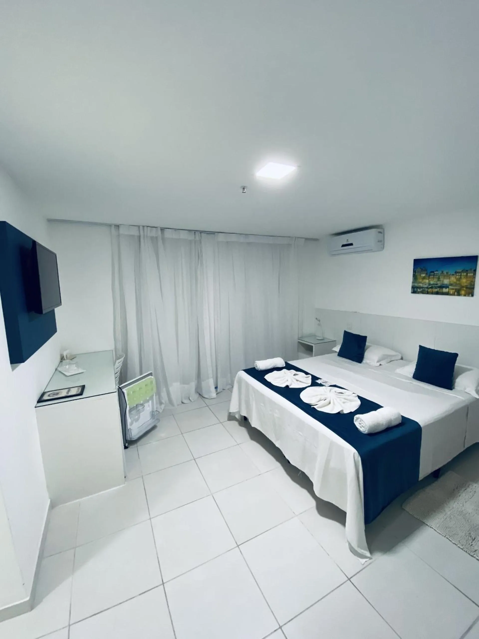 Deluxe Queen Room - single occupancy in Hotel Real