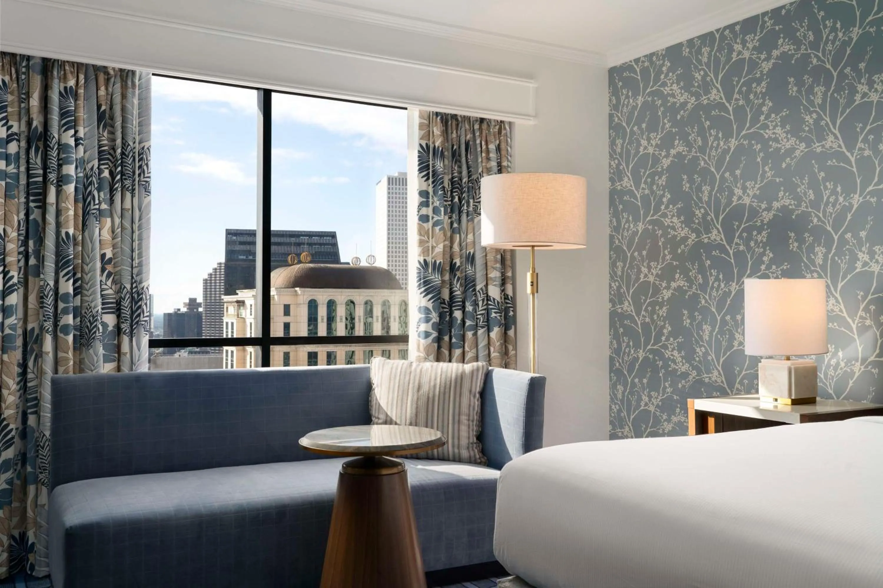 Deluxe Queen Room with Two Queen Beds - Hearing Accessible in Hilton New Orleans Riverside