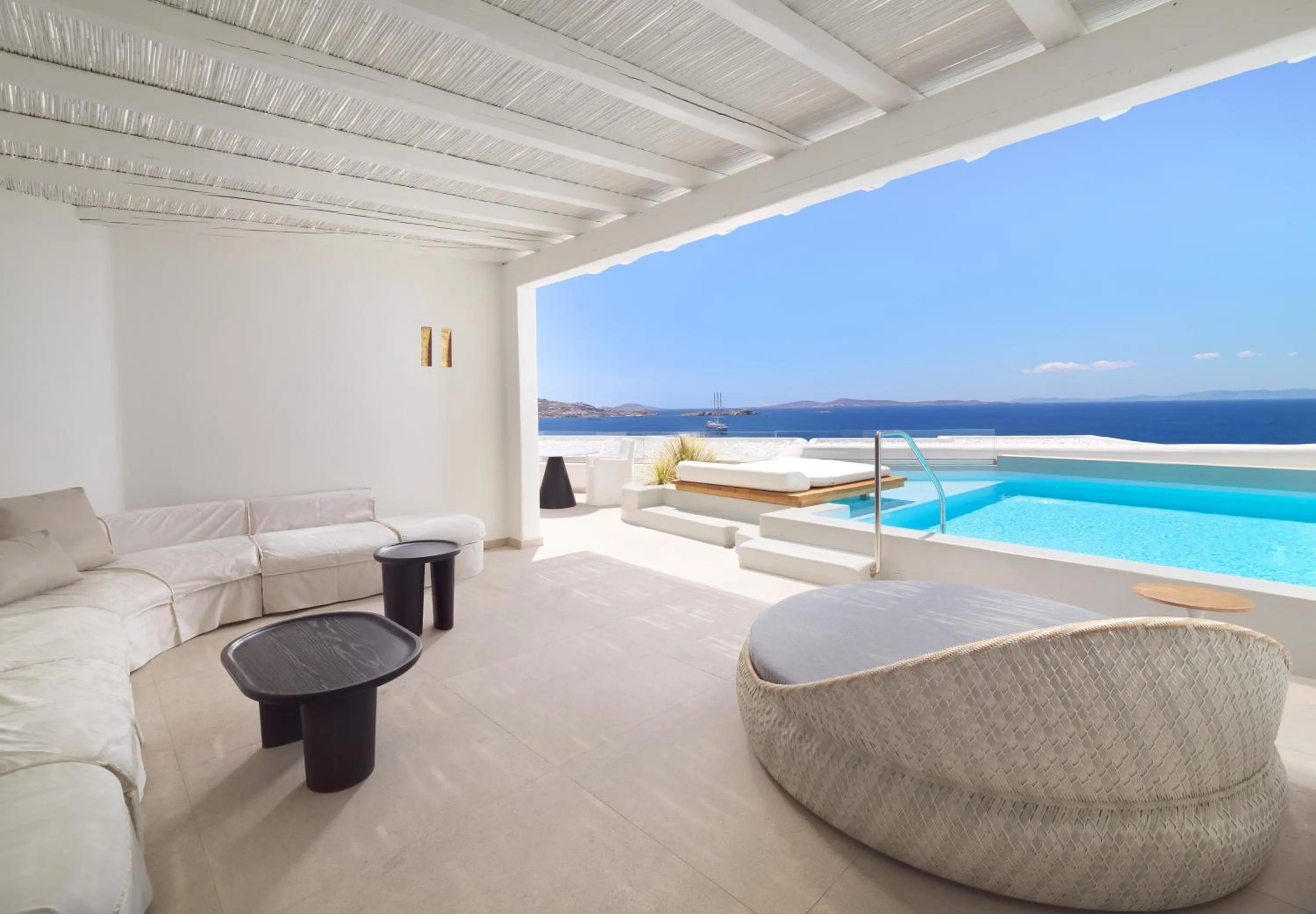 One-Bedroom Villa with Private Pool in Cavo Tagoo Mykonos