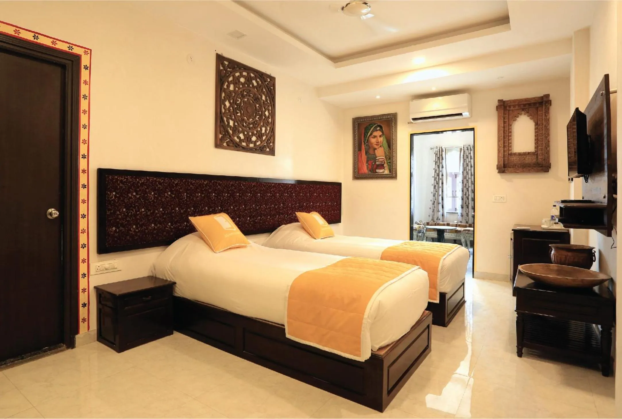  Heritage Twin in Bloom Boutique l Lake Pichola