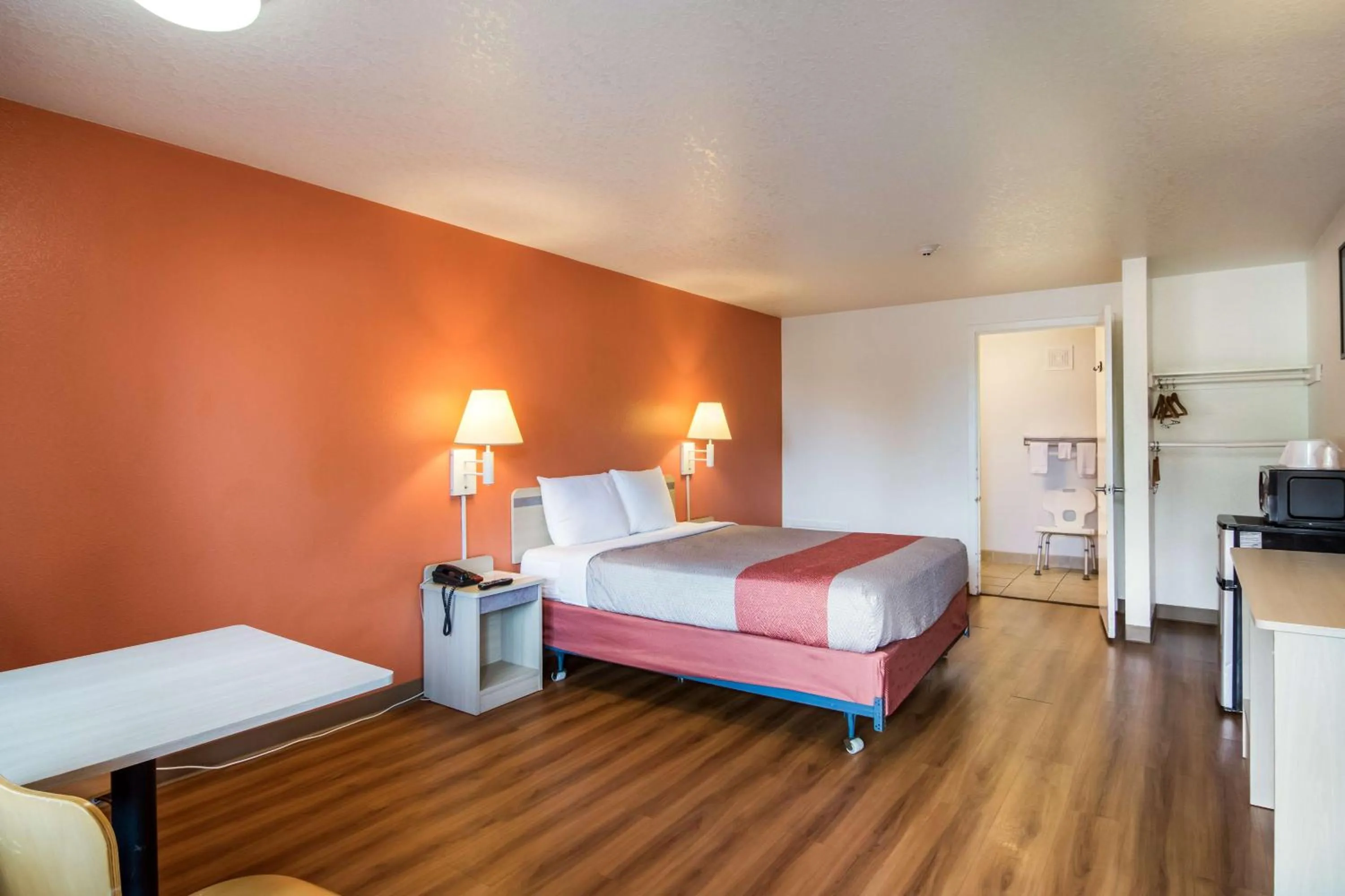 Queen Room with Two Queen Beds - single occupancy - Disability Access - Non-Smoking in Motel 6-Vancouver, WA