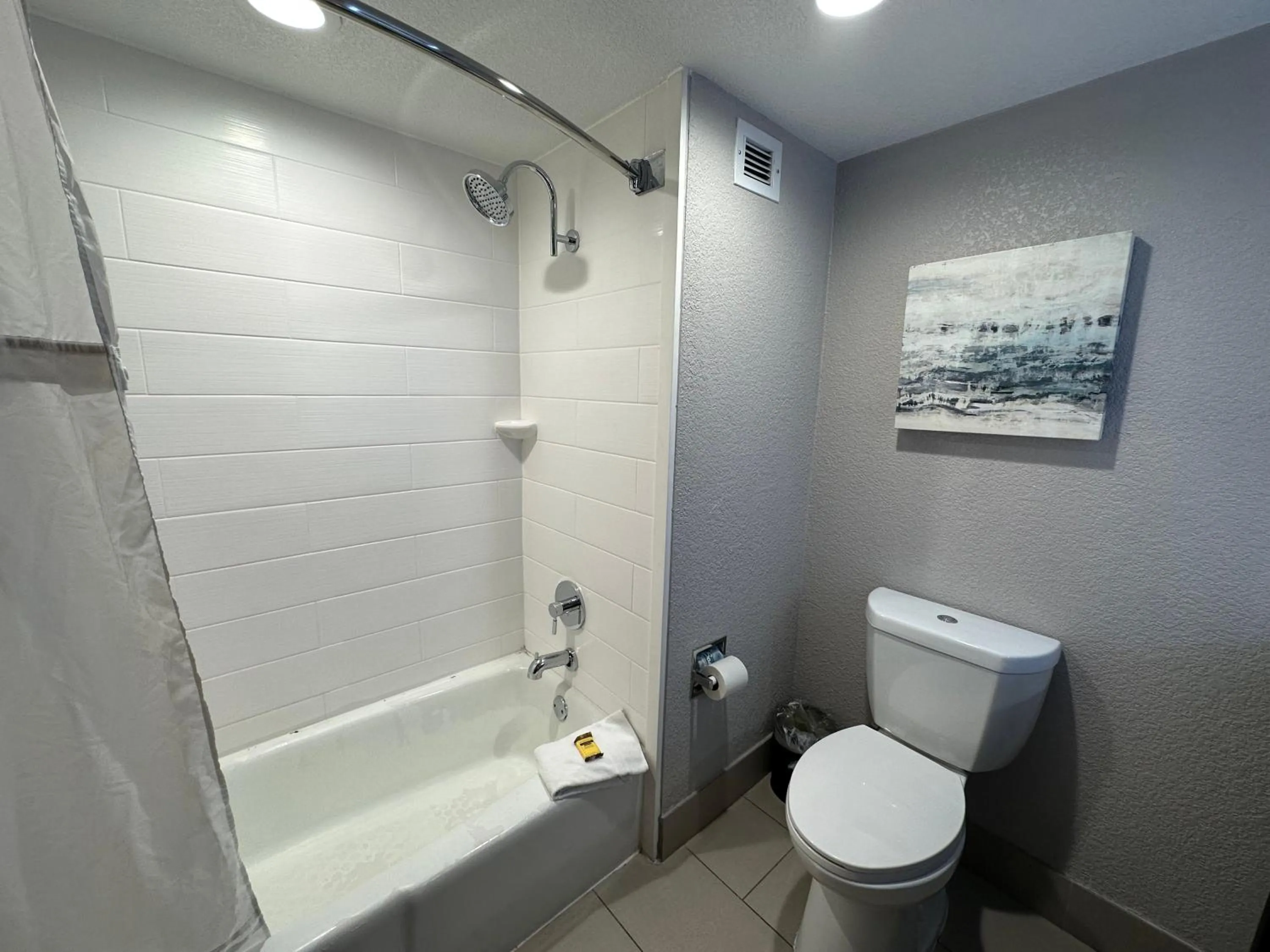 King Room - Non Smoking in Comfort Inn Dallas North Love Field Airport