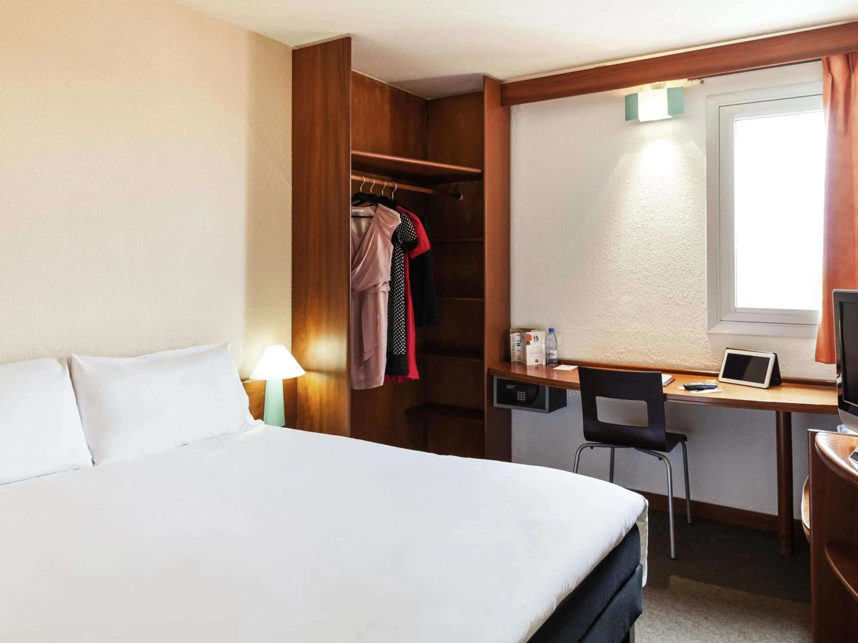 Double Room in ibis Douala