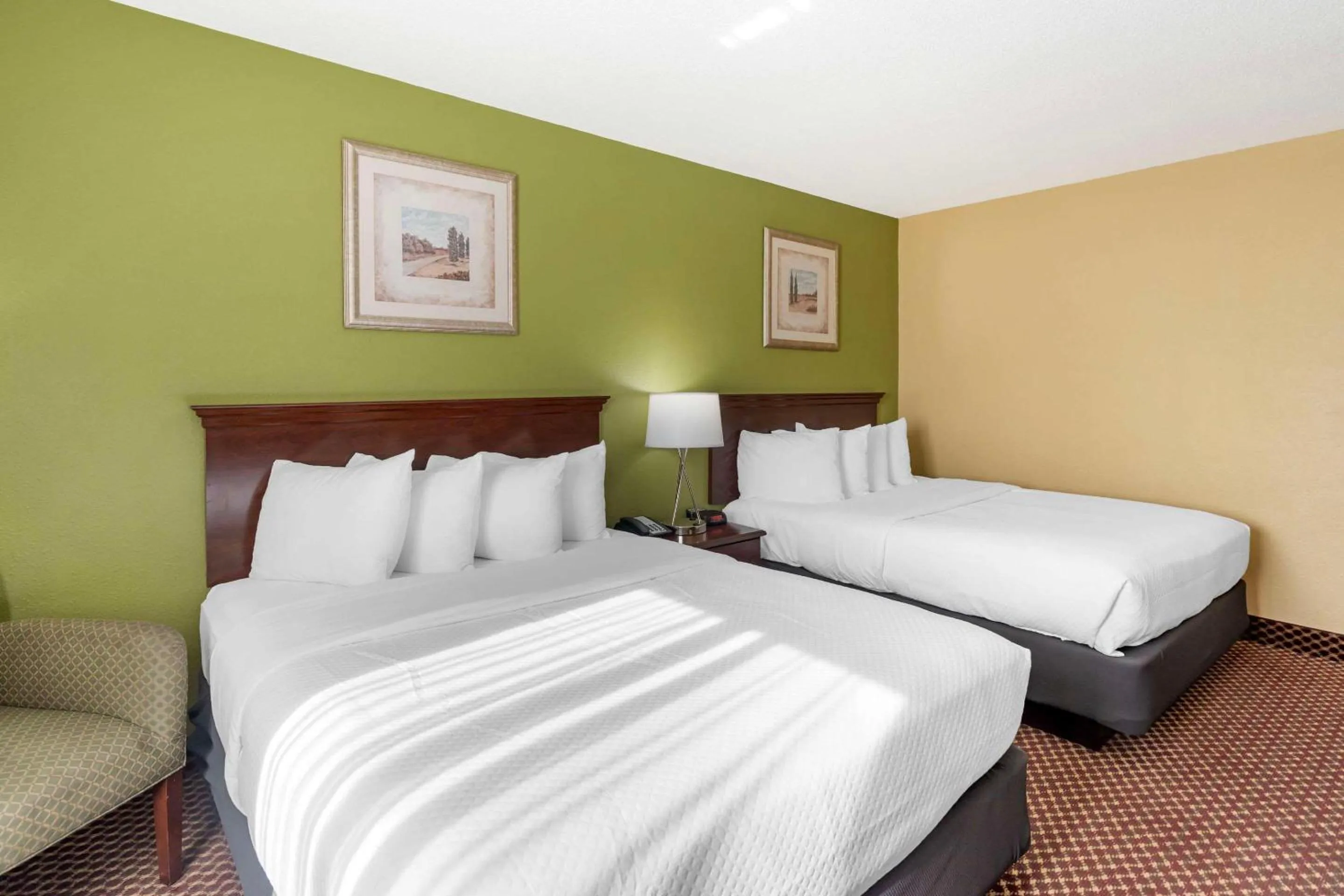 Queen Room with Two Queen Beds and Tub - Accessible/Non-Smoking in Quality Inn & Suites Bloomington University Area