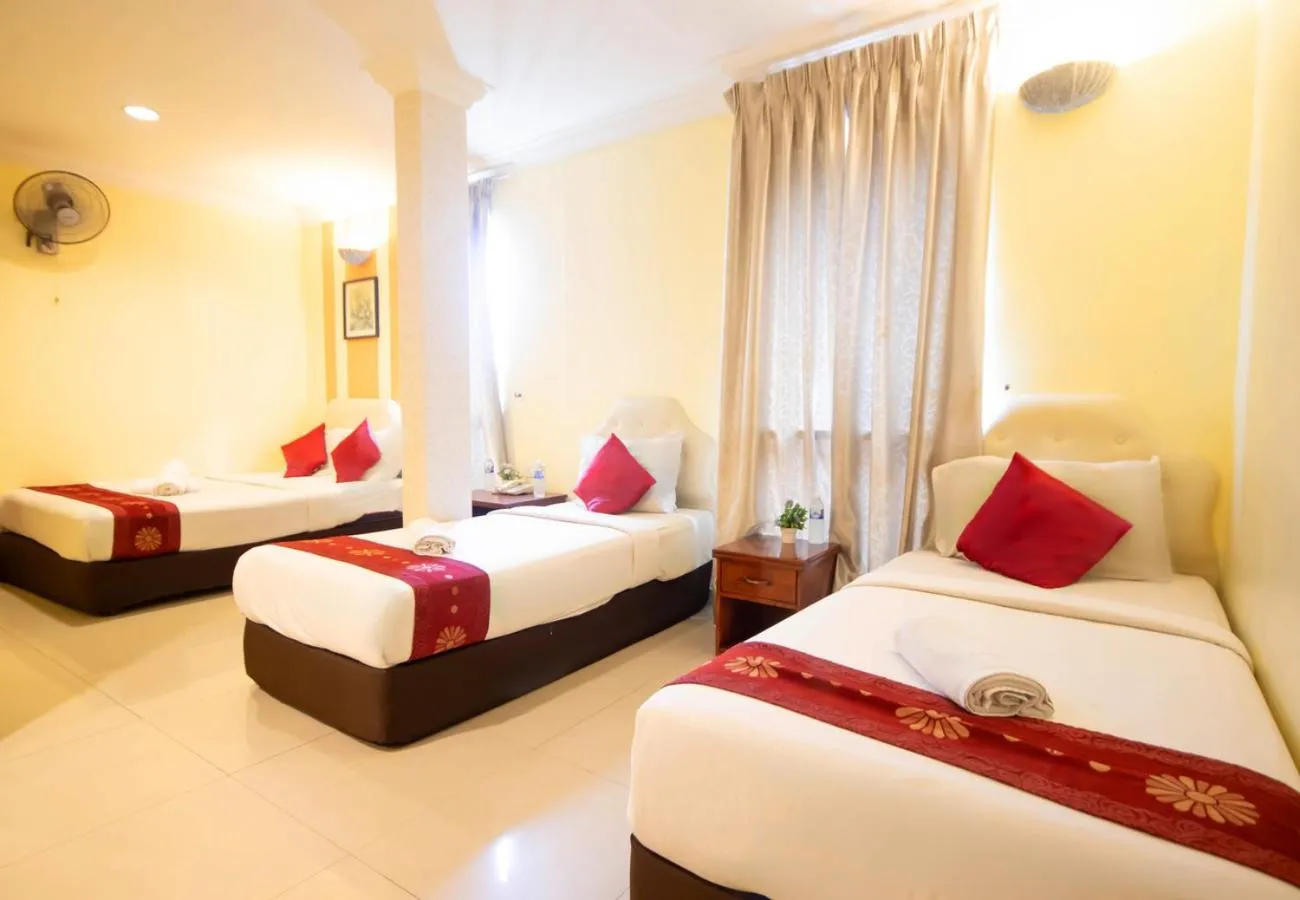 Family4 With Window in Sun Inns Hotel Kota Damansara Near Hospital Sungai Buloh