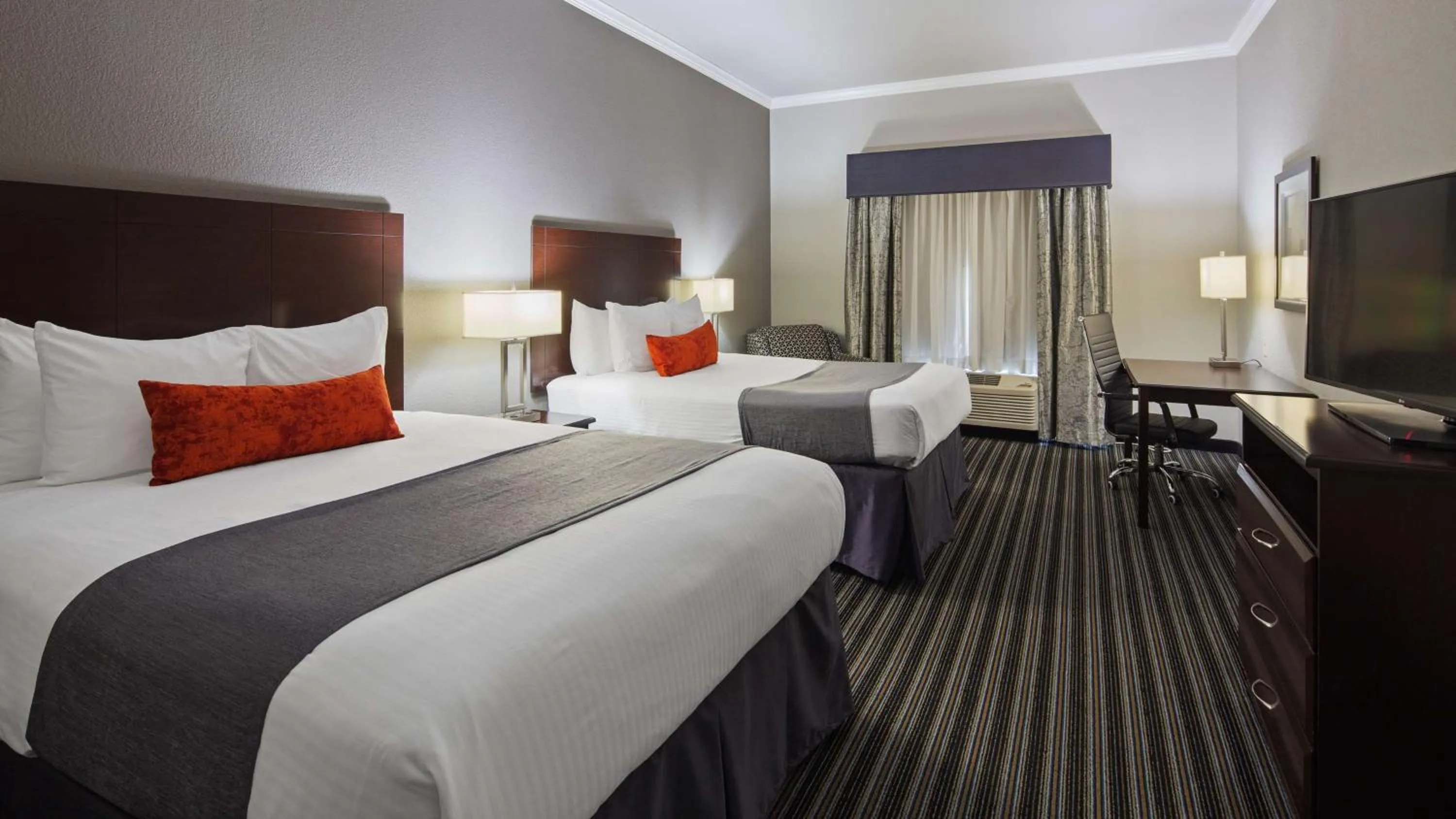Queen Room with Two Queen Beds - Non-Smoking in Best Western Plus Austin Airport Inn & Suites