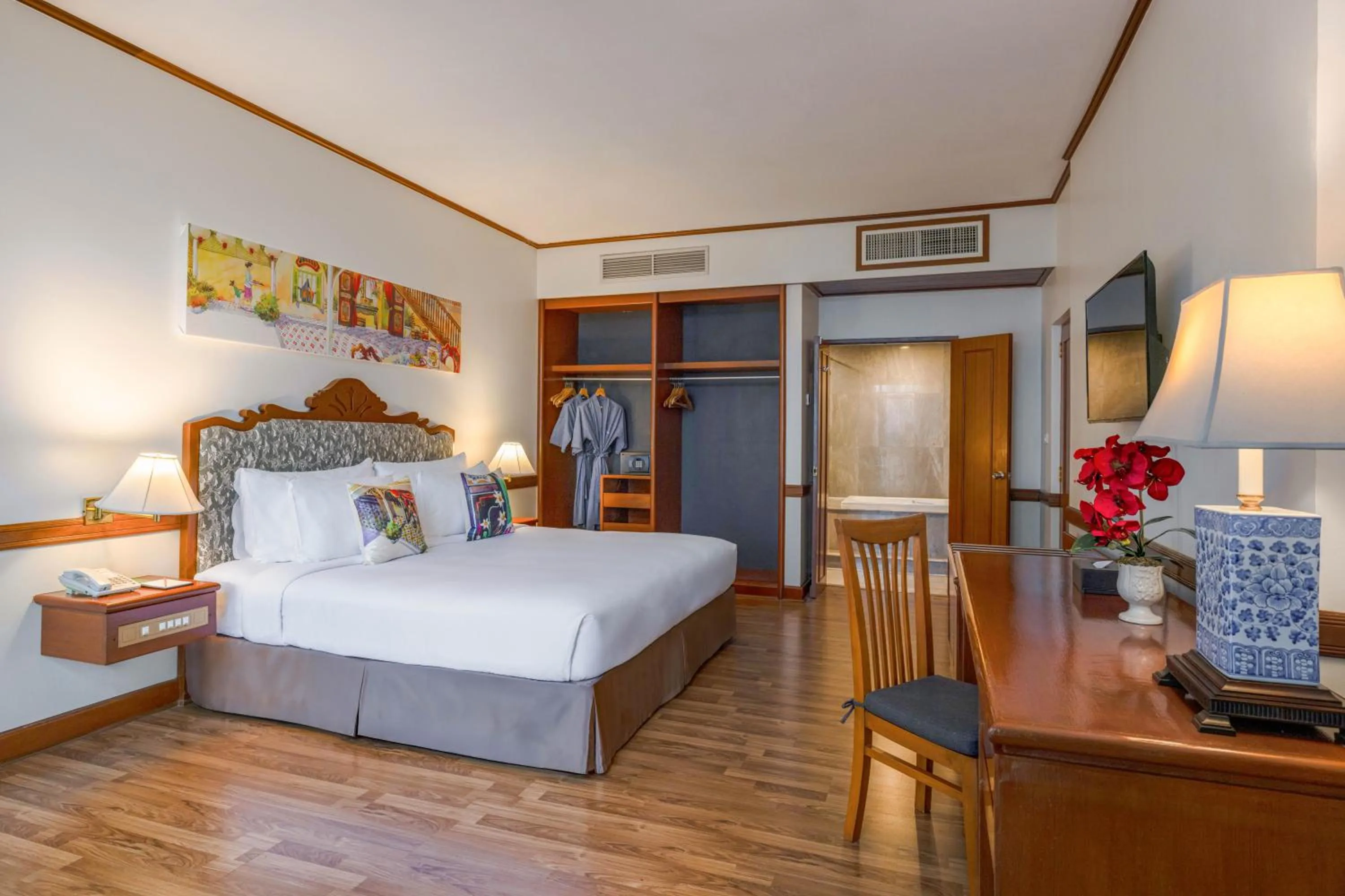 Executive Suite in Royal Phuket City Hotel