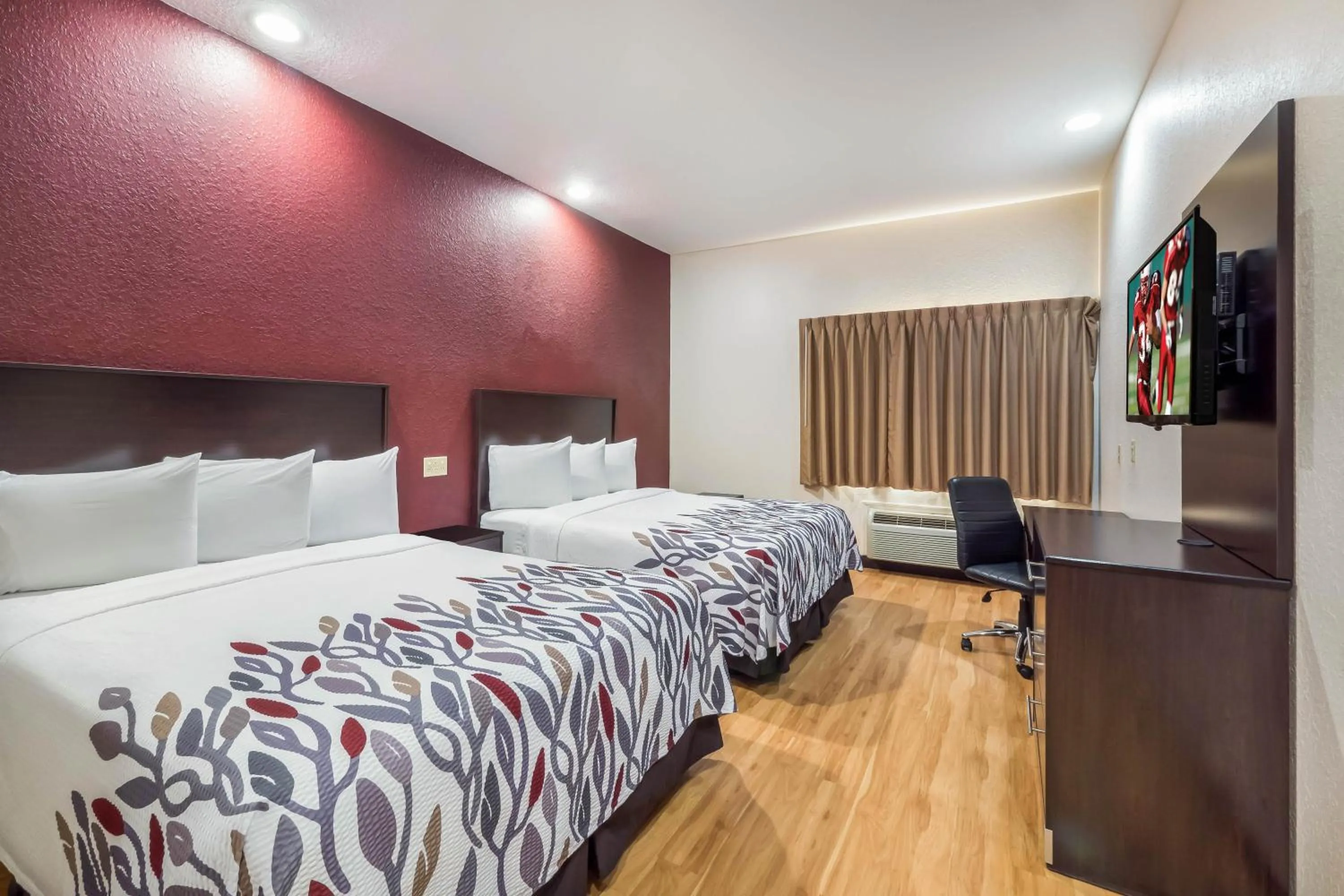 Standard Room with Two Queen Beds Smoke Free in Red Roof Inn Ocala