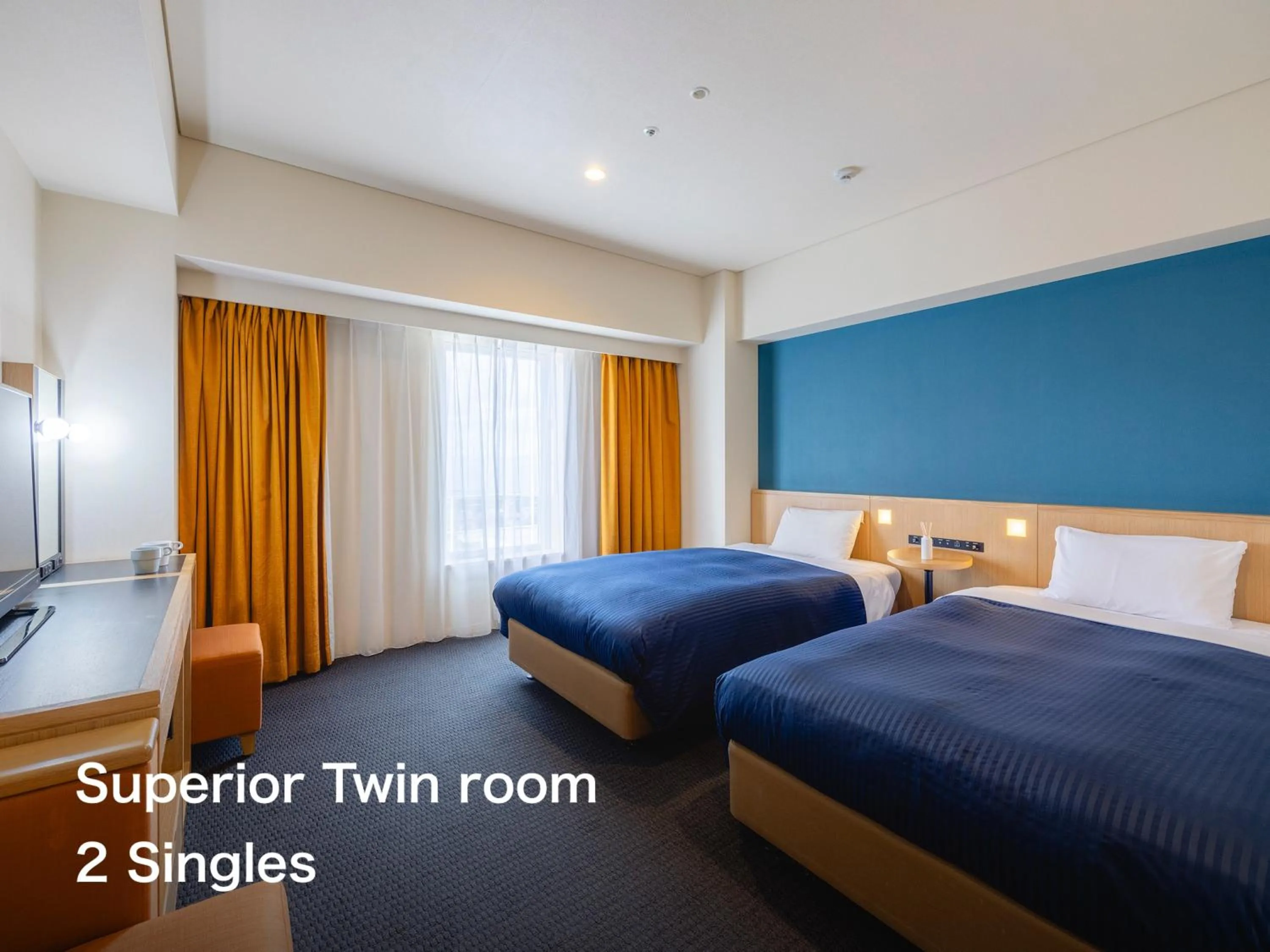 Superior Twin Room - Non-Smoking in Kansai Airport Washington Hotel