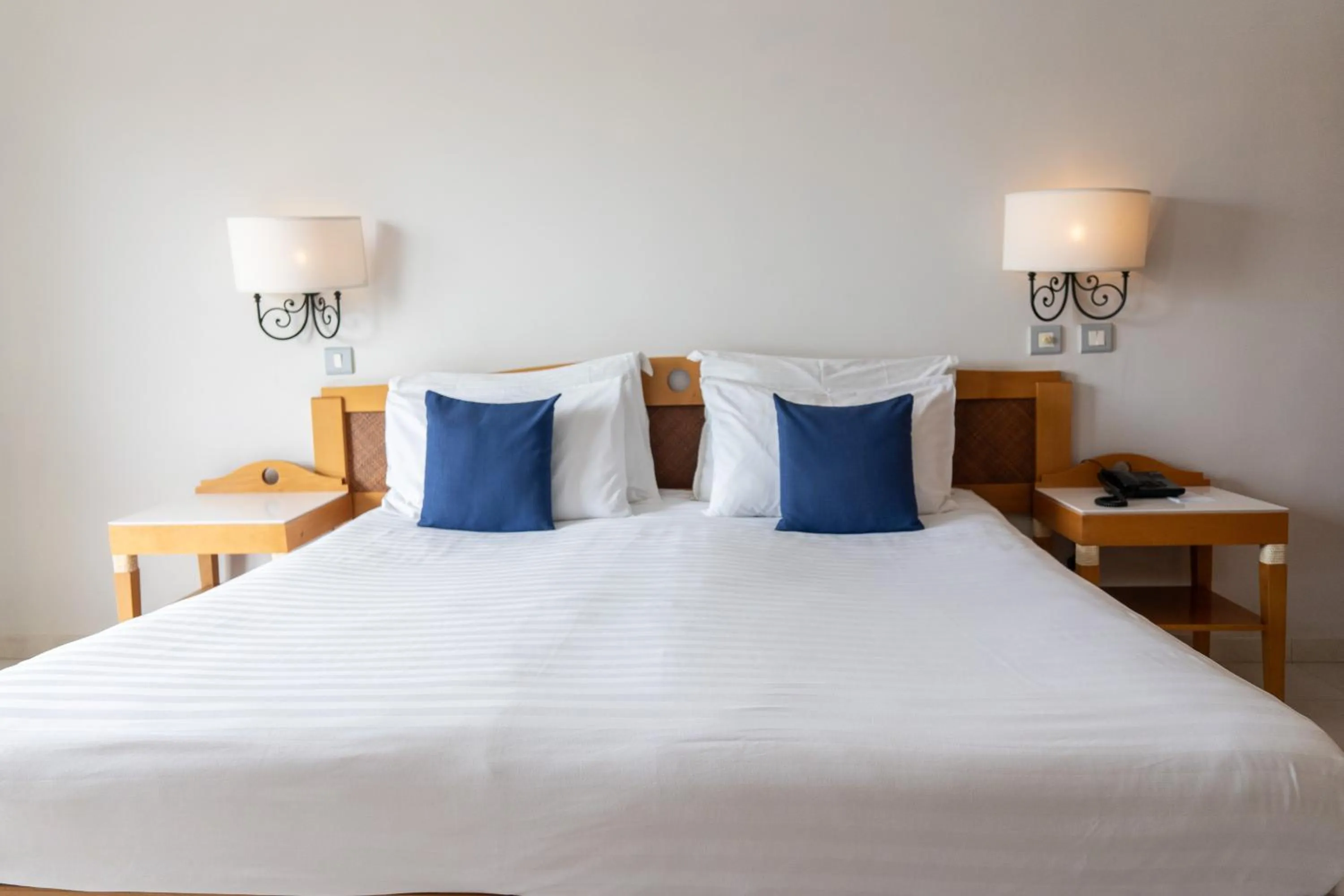 Double or Twin Room with Sea View in Hotel Calypso