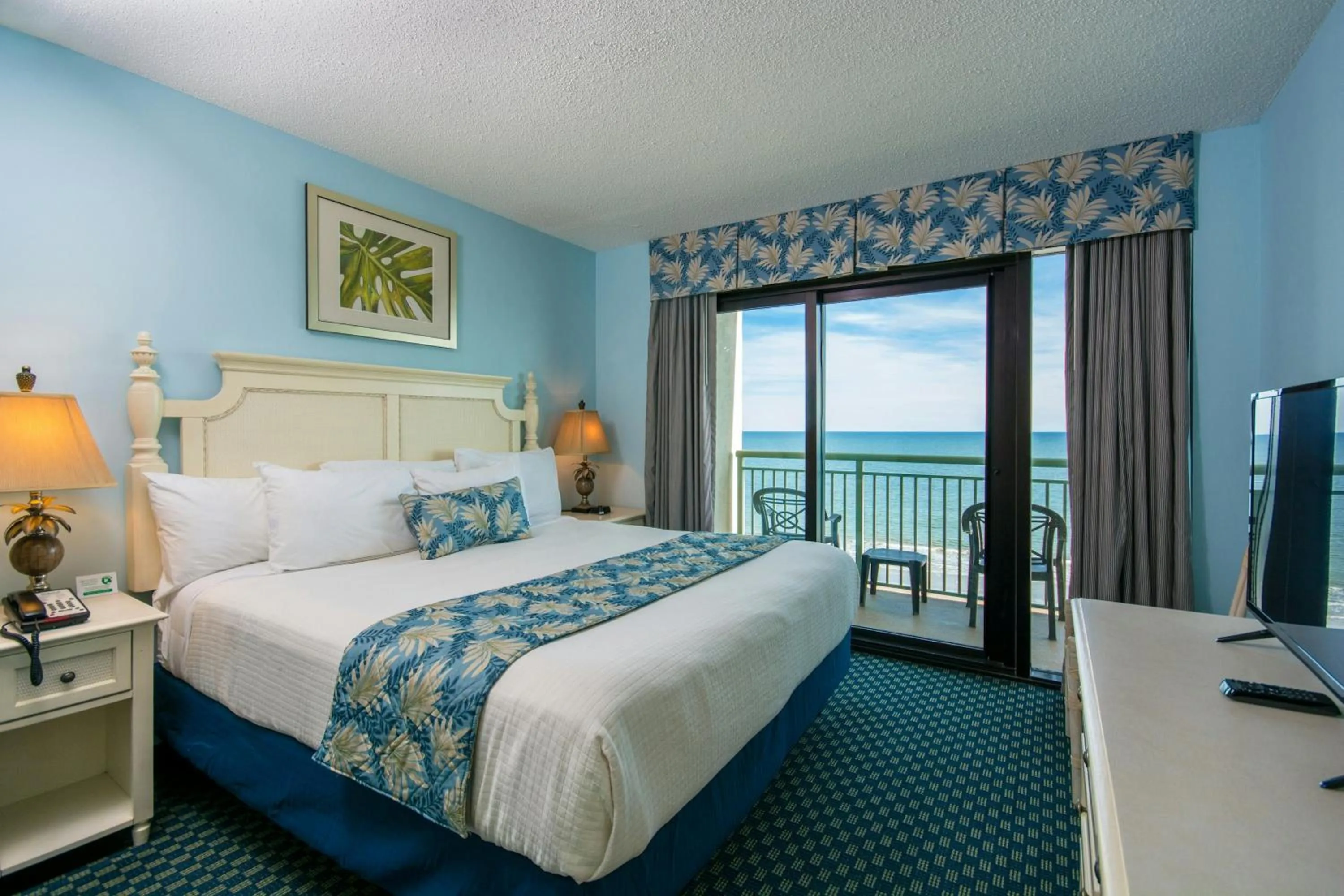 Oceanfront Two Bedroom Condo in Caribbean Resort Myrtle Beach