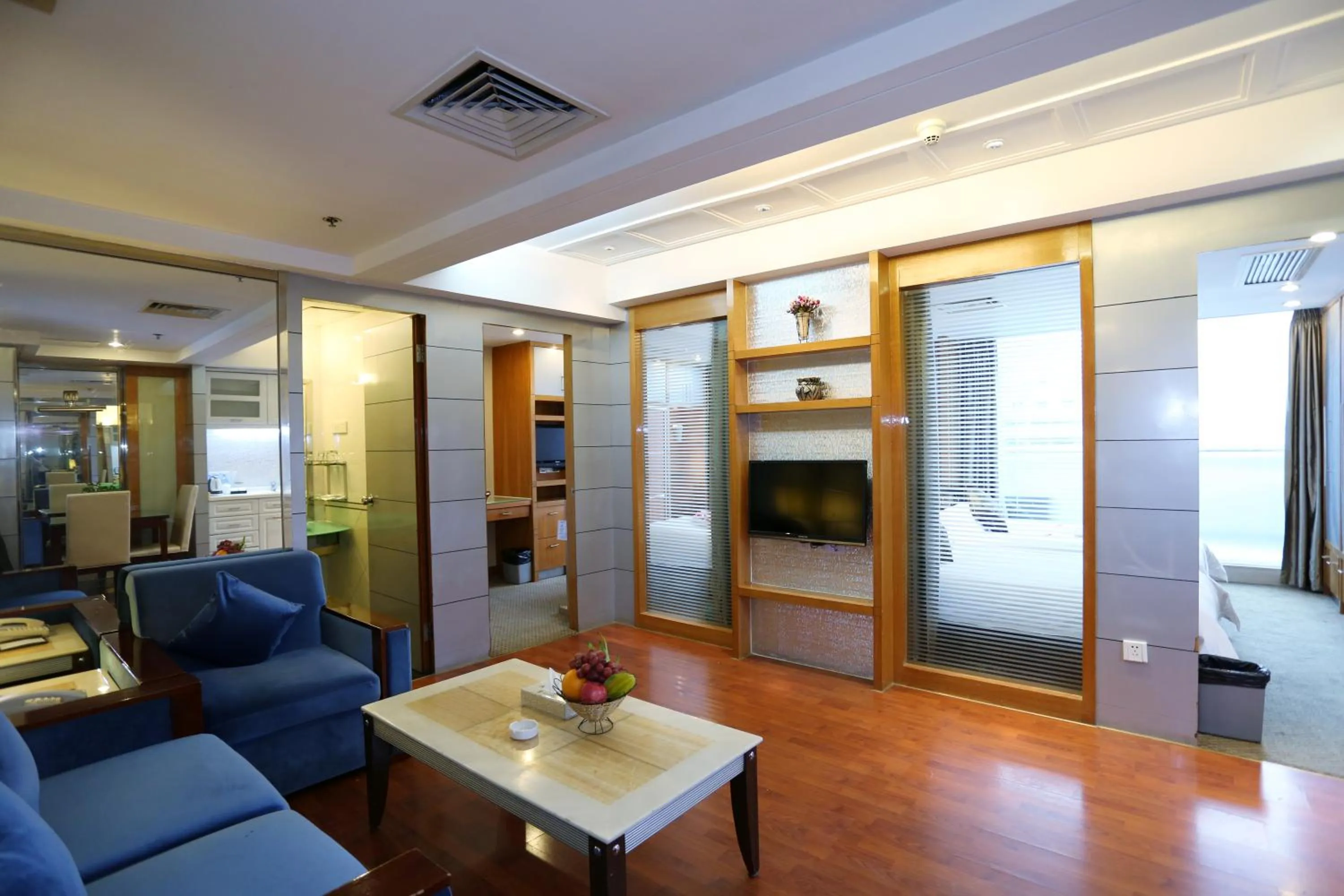 Two-Bedroom Apartment in Yihe Hotel Ouzhuang