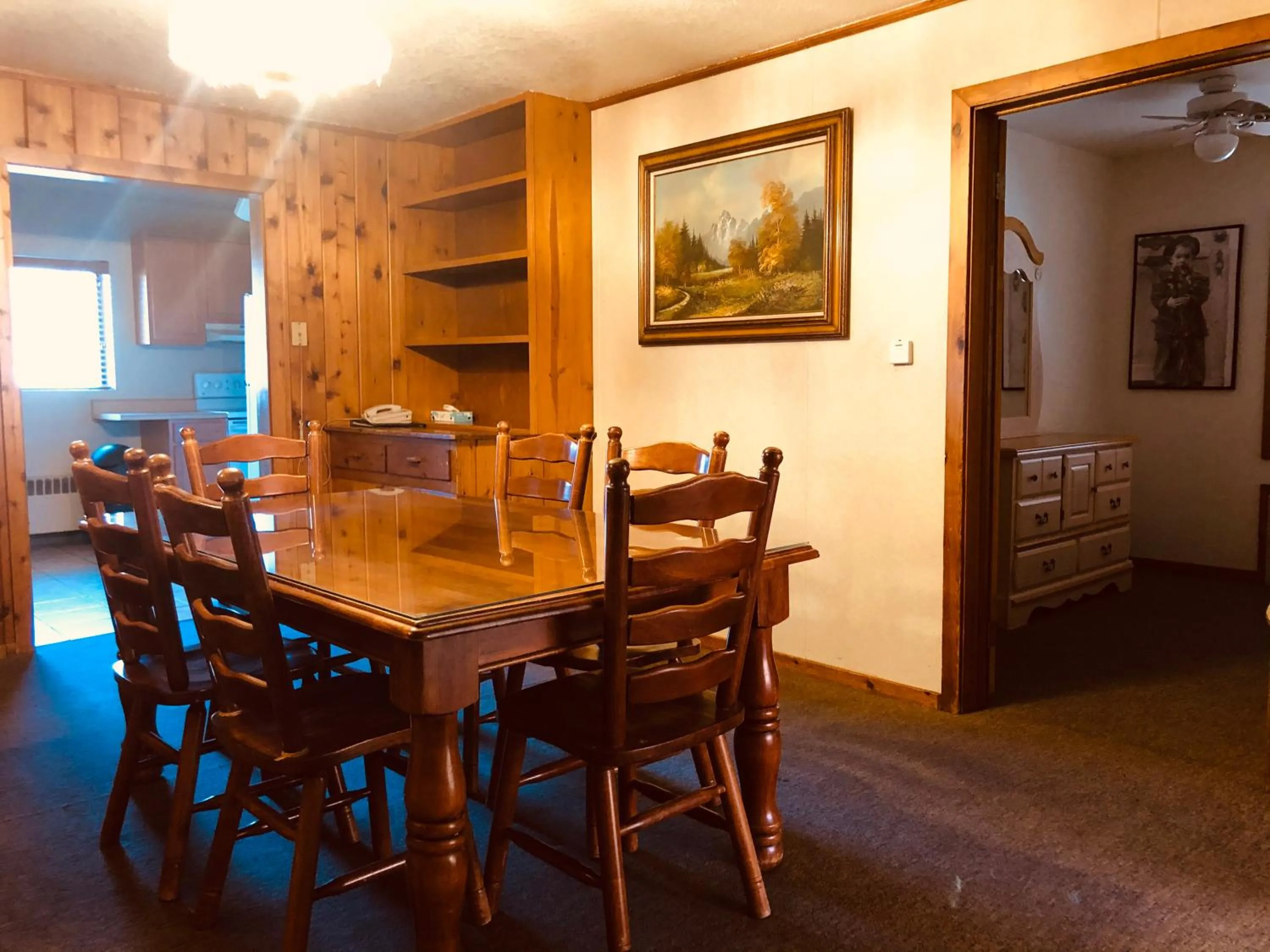 Four-Bedroom Apartment in Glenwood Springs Cedar Lodge