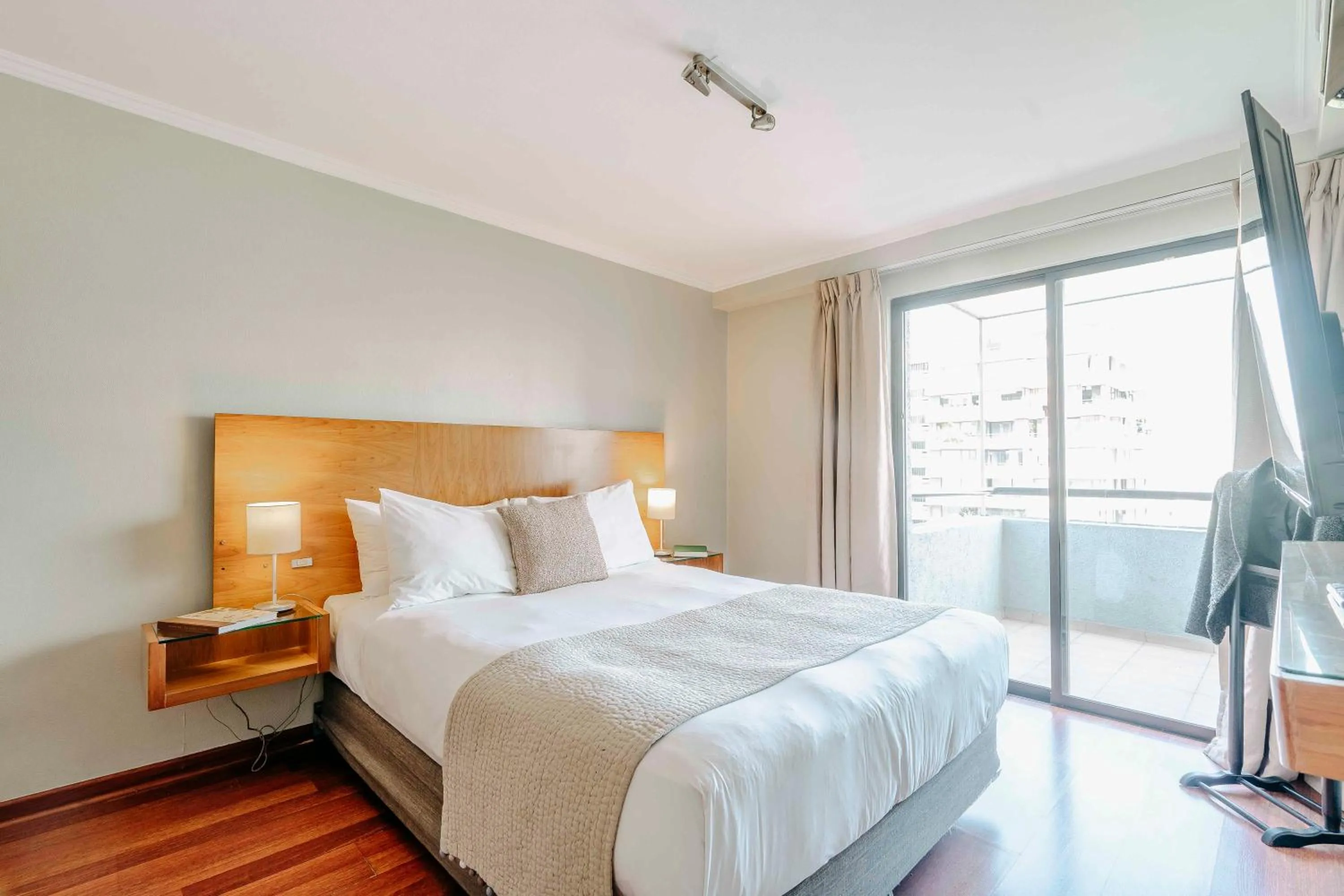 Two-Bedroom Apartment in Time Stay - Essential Apartments