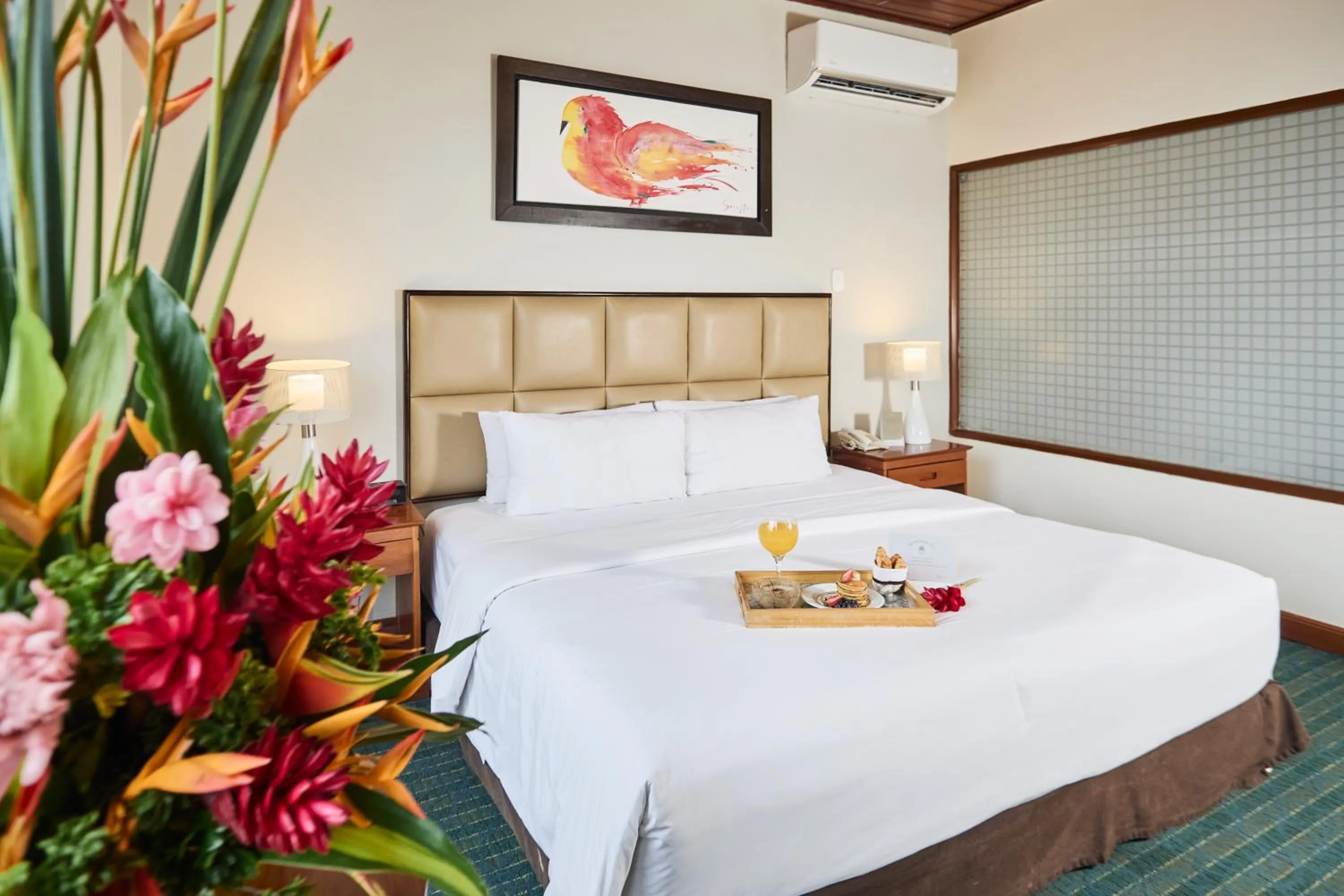 Deluxe Suite in El Dorado Classic Hotel