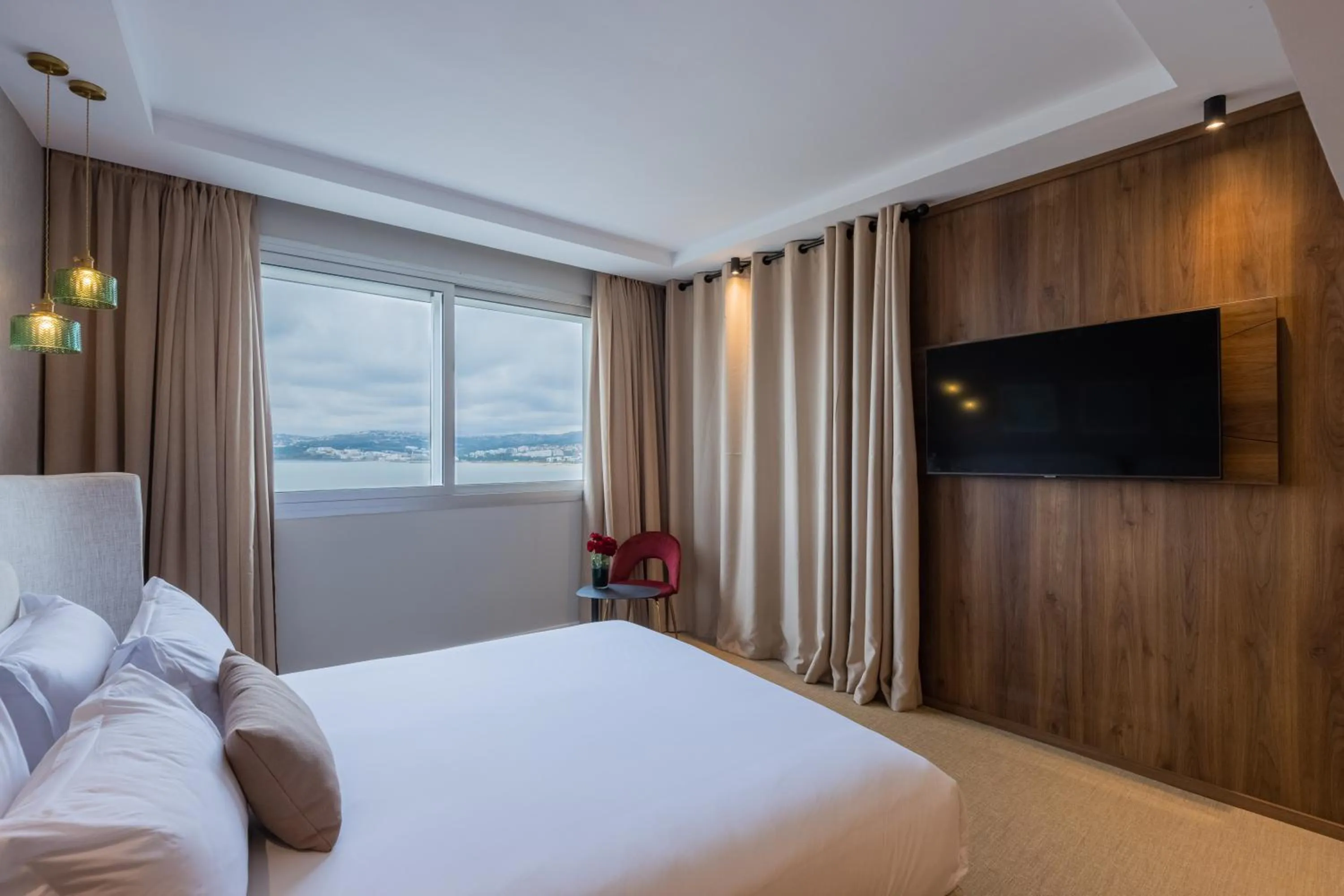 Premium Suite, King Size Bed, Sea view - single occupancy in Kenzi Solazur