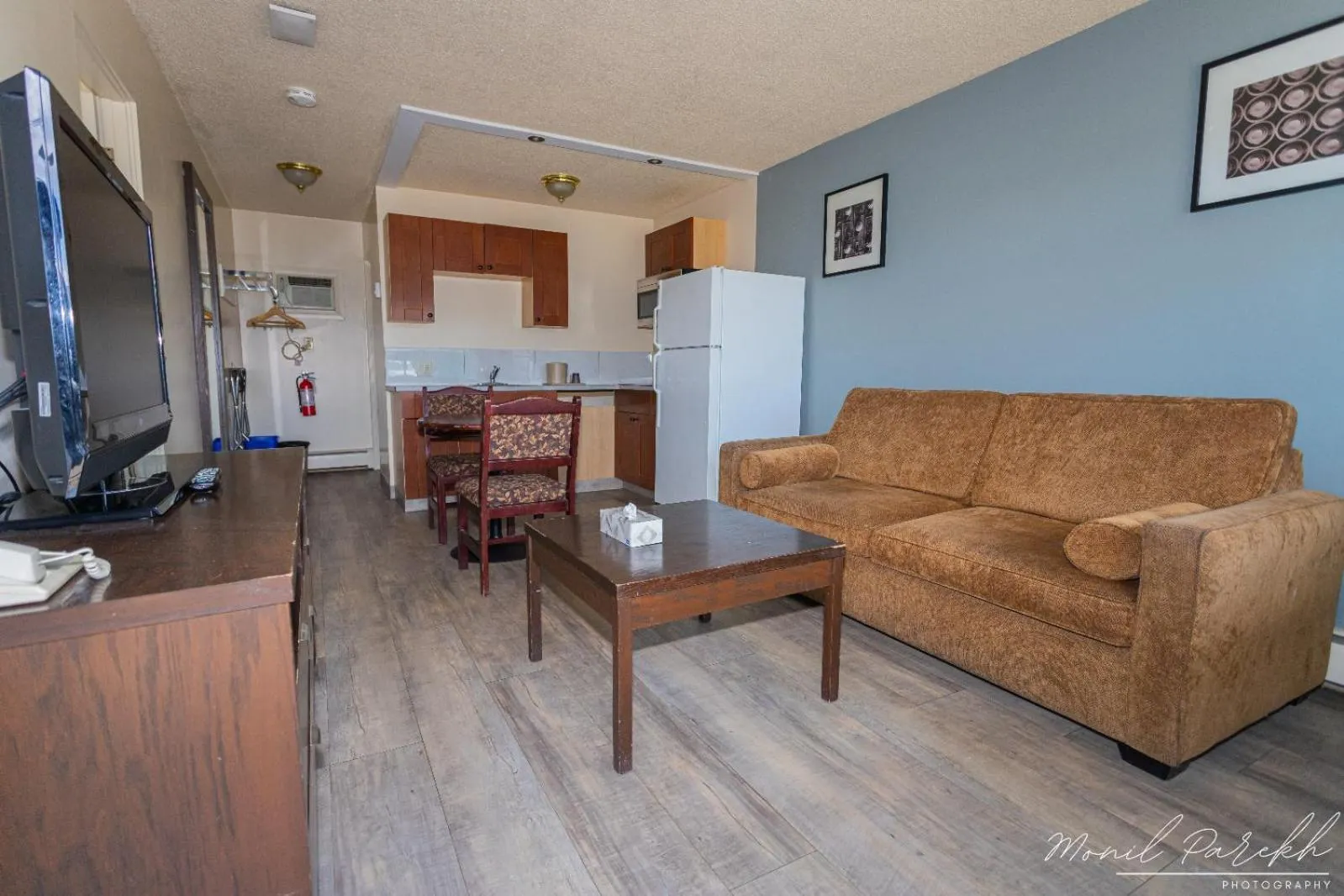 Standard Suite in Empire Inn & Suites