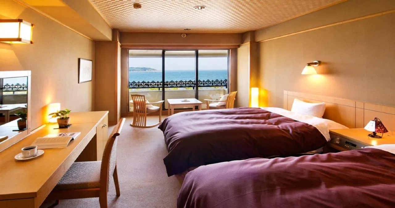 Deluxe Twin Room in Ryugu Hotel