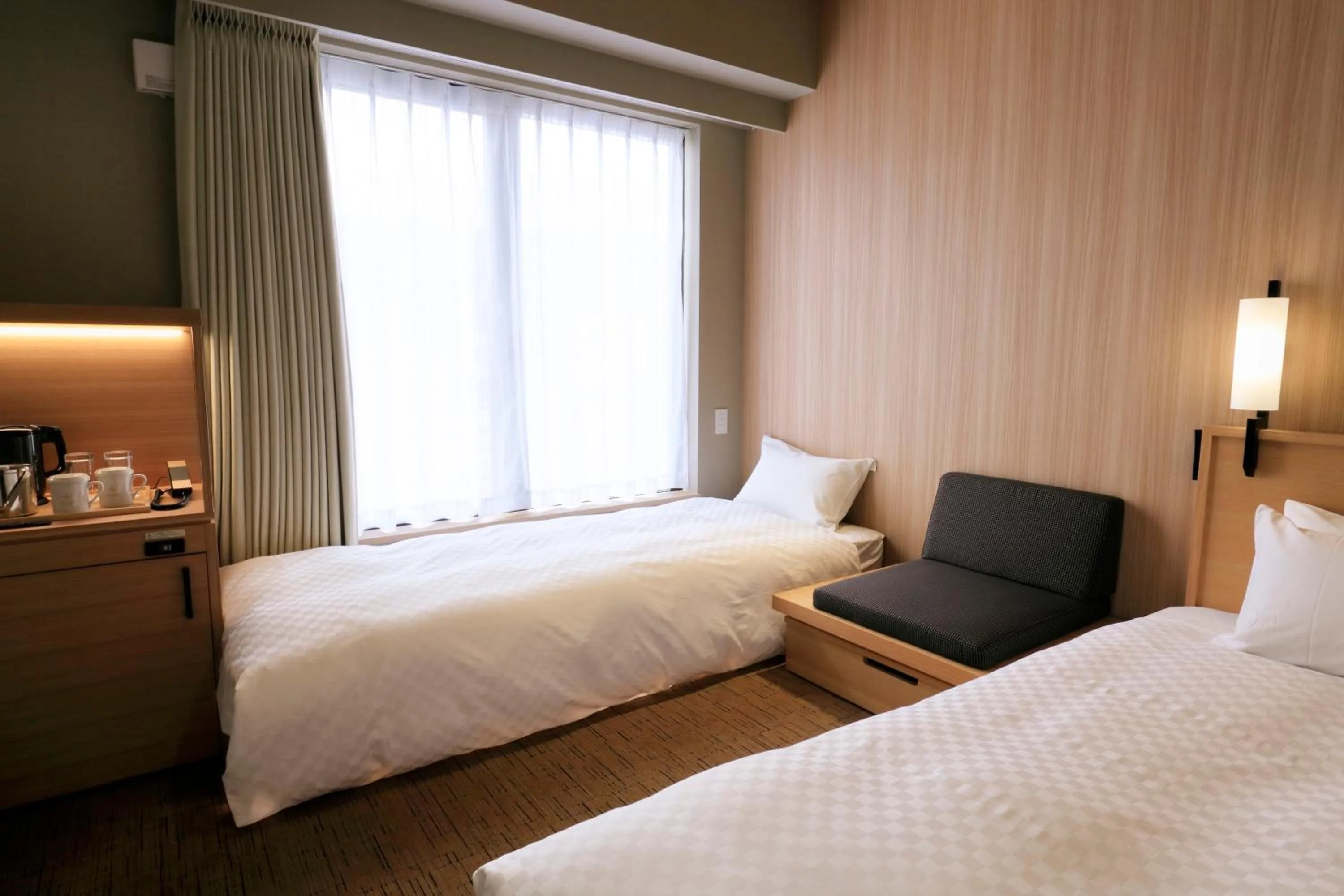 Deluxe Twin Room - Non-Smoking in Candeo Hotels Kobe Tor Road