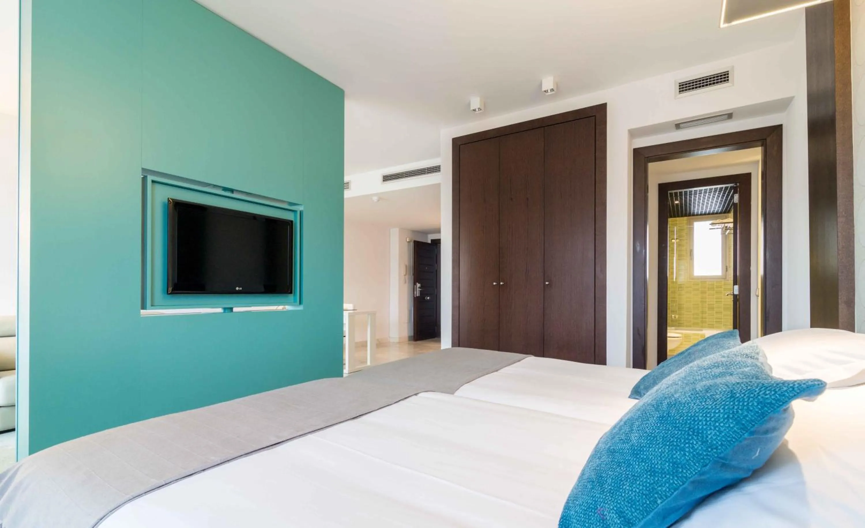 One-Bedroom Apartment in Mercure Algeciras