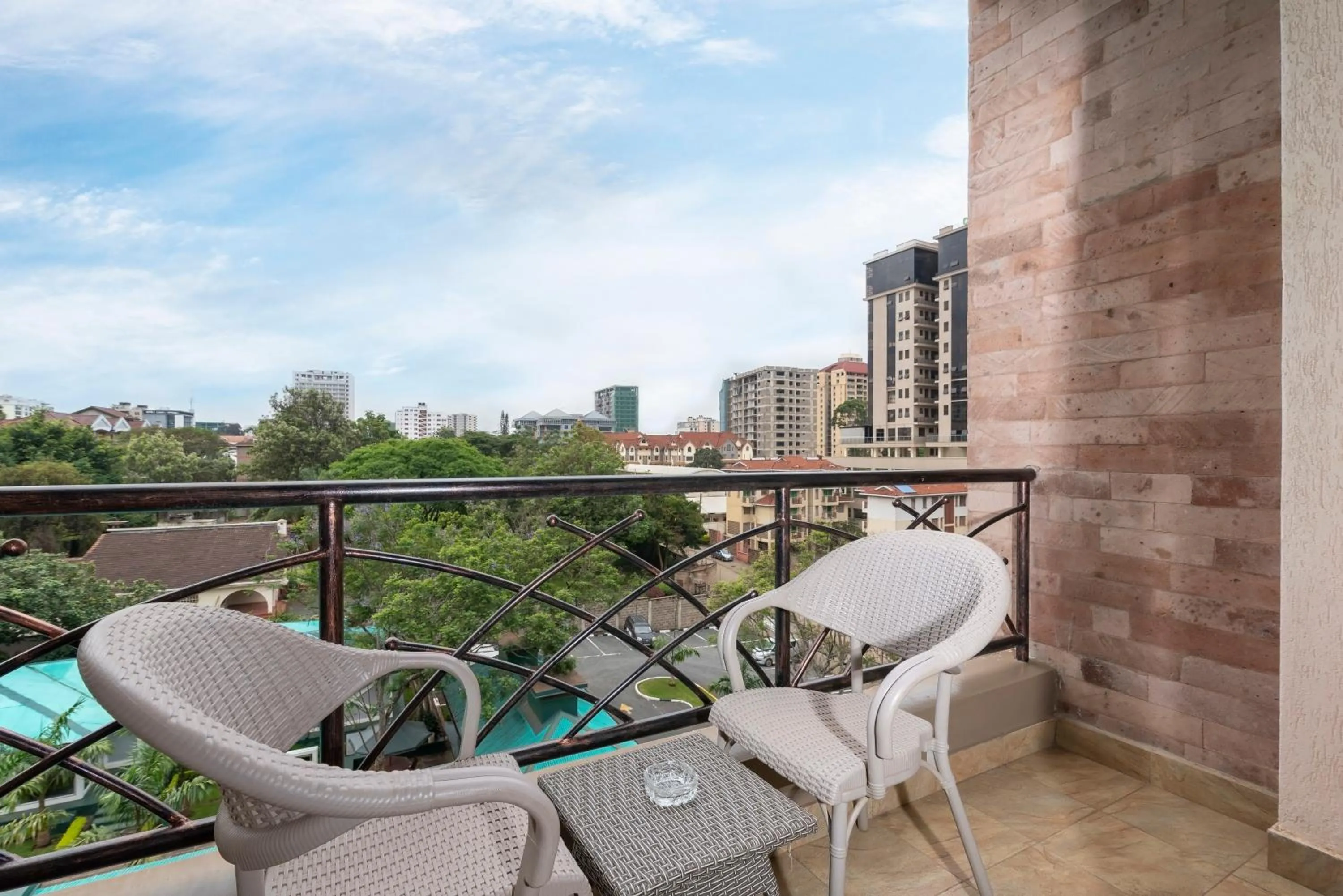 Two-Bedroom Apartment in Highlands Suites Hotel Apartments