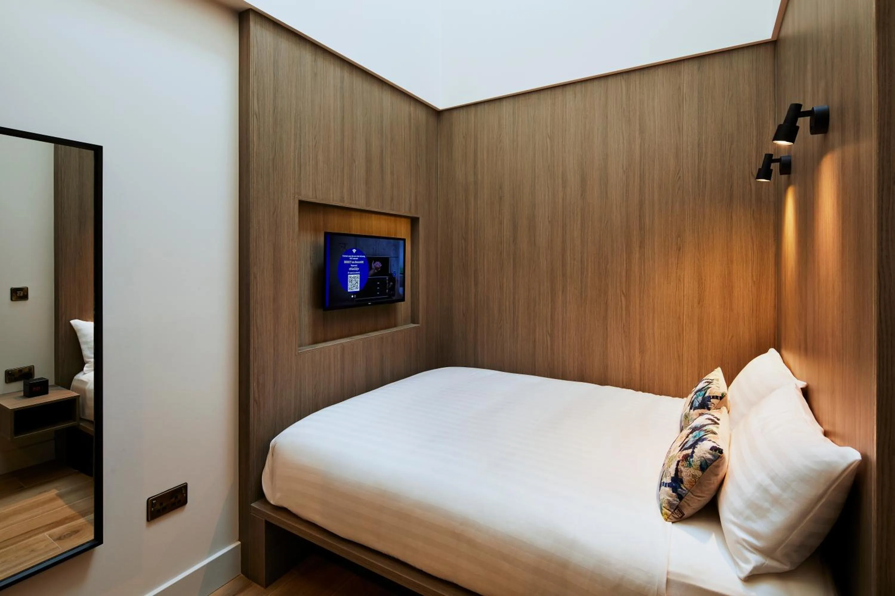 Deluxe Single Room in Handel's Hotel